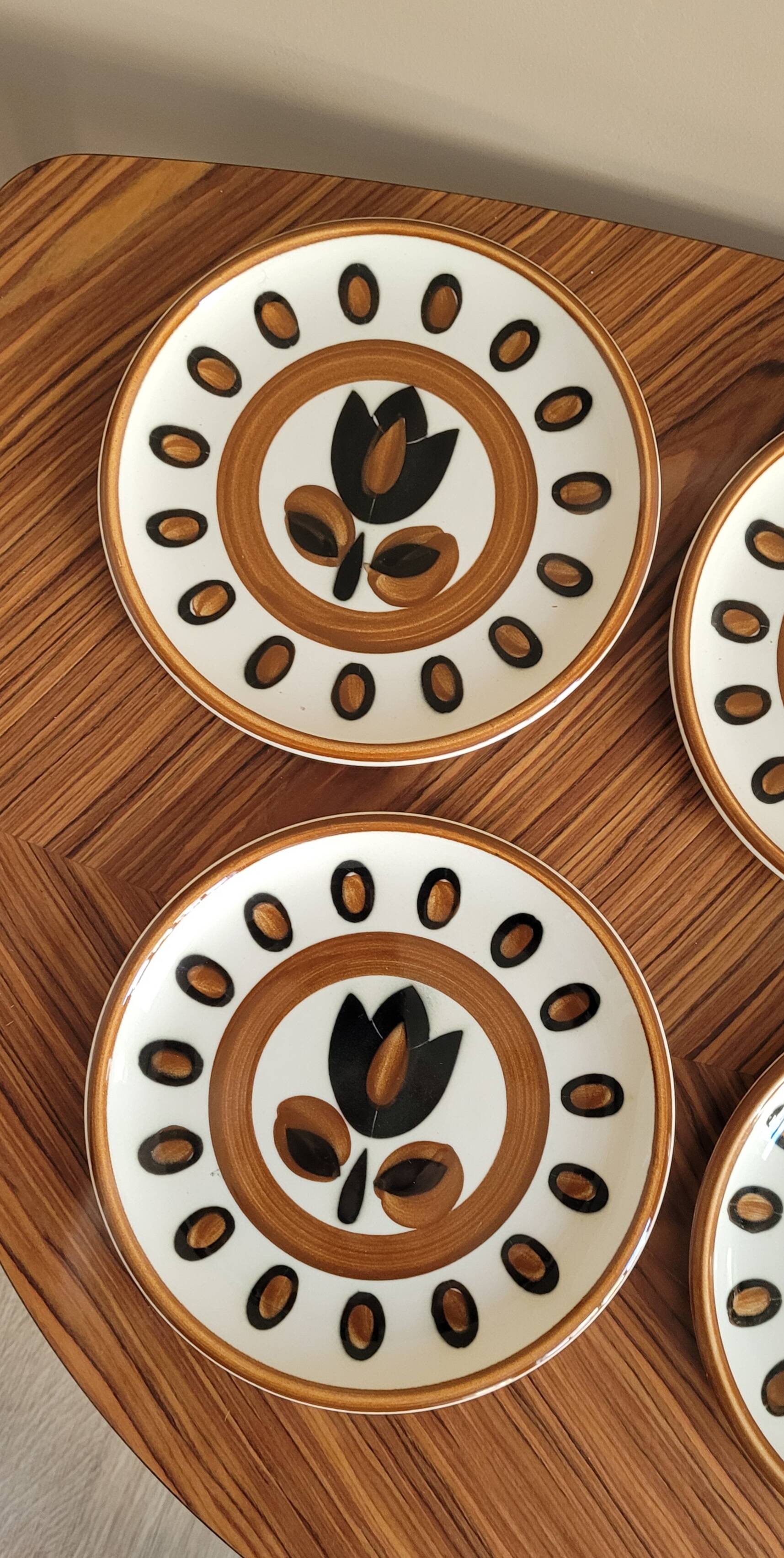 Set of 4 Kimono Boch plates