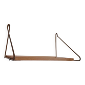 String style shelves