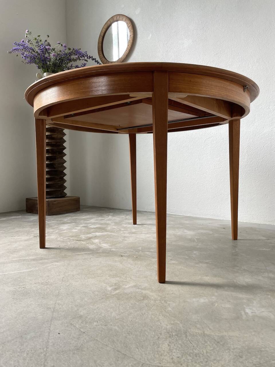 Scandinavian round teak table with extension