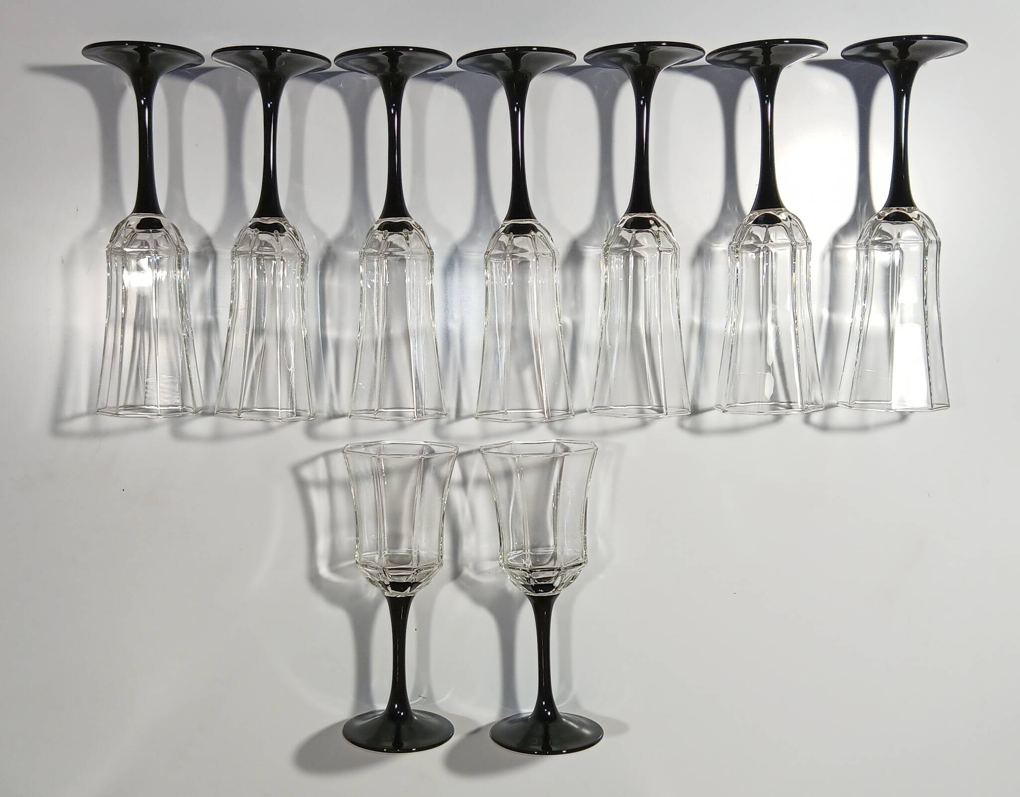 7 flutes and 2 octagonal-shaped wine glasses, Arcoroc Luminarc France