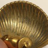 Empty gilded bronze pocket in the shape of a shell