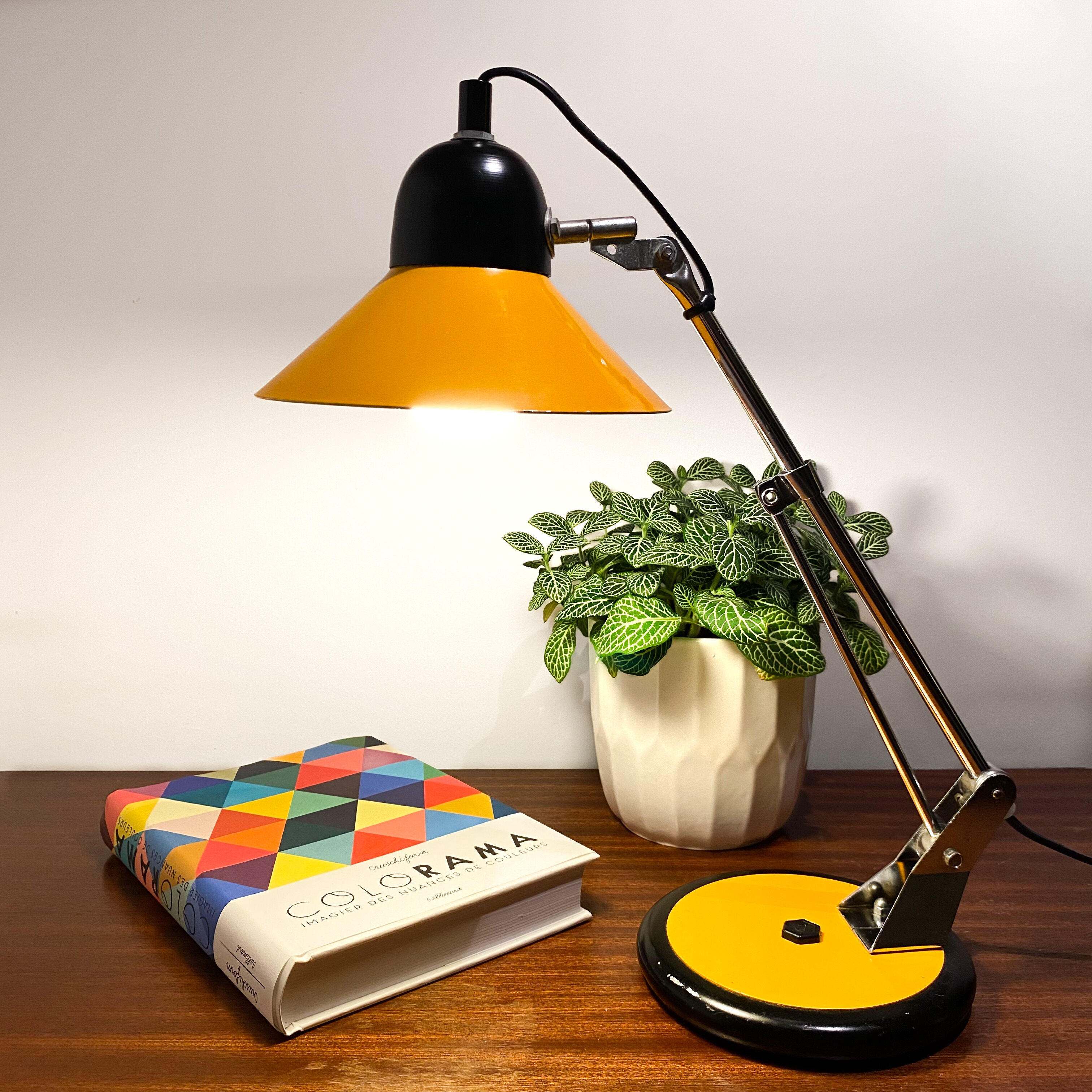 Lampe Aluminor vintage