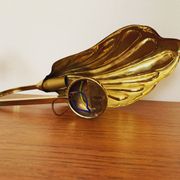 Set of 2 italian Mid Century Modern brass leaf shaped wall lamps by Tommaso Barbi