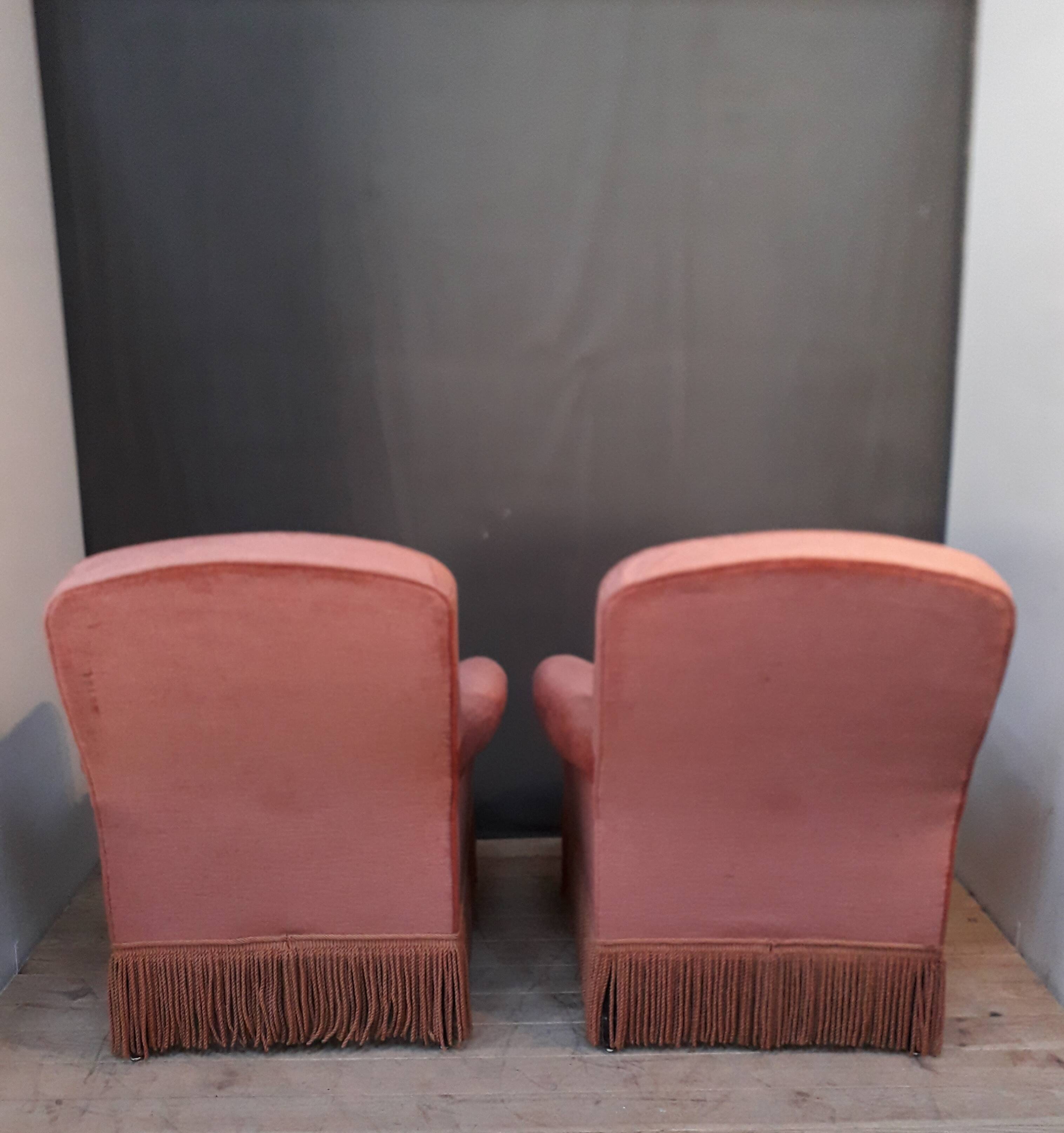Paire de fauteuils crapaud rose