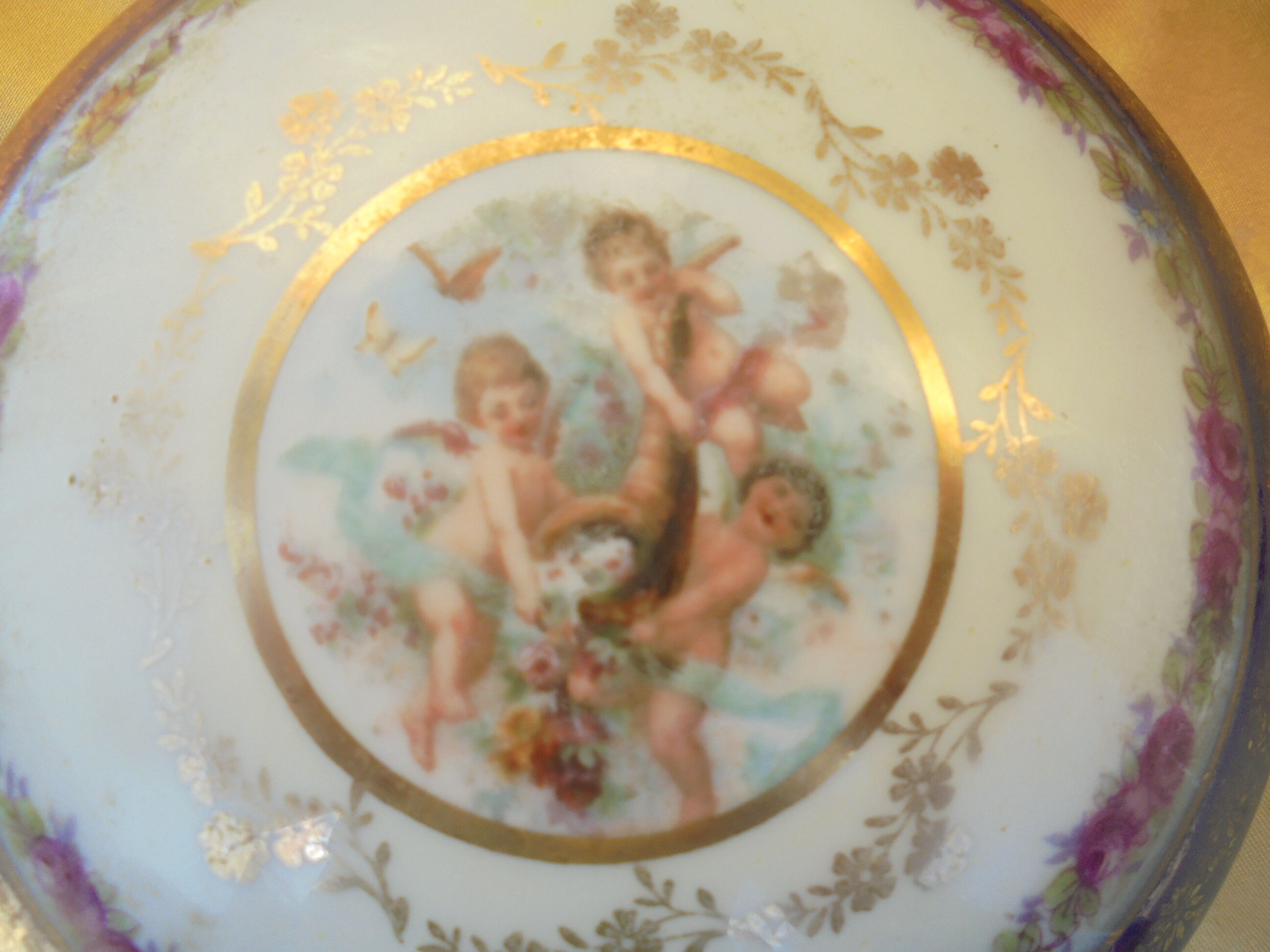 Jewelry box candy porcelain decoration cherubs