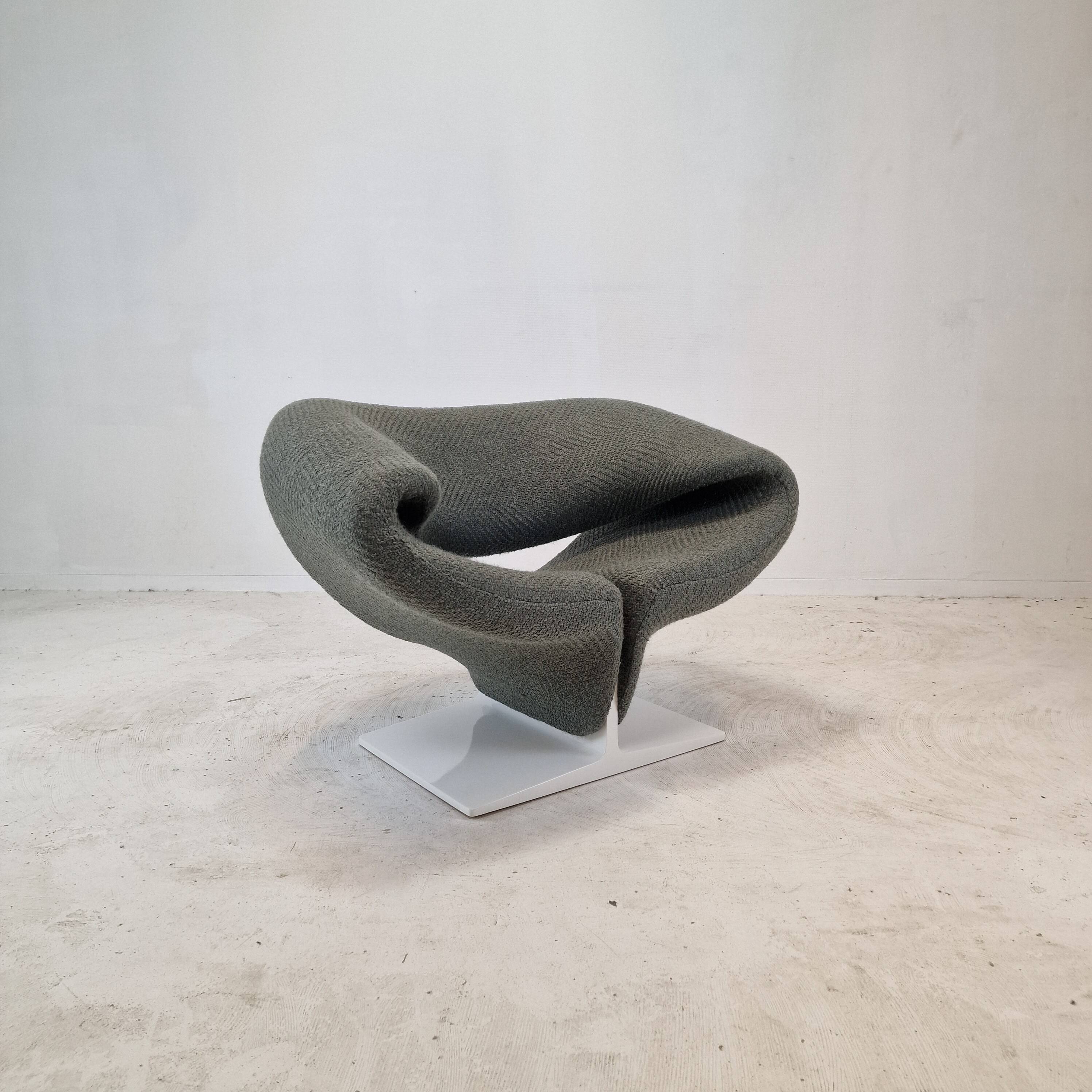 Ribbon Chair by Pierre Paulin for Artifort, 1960's