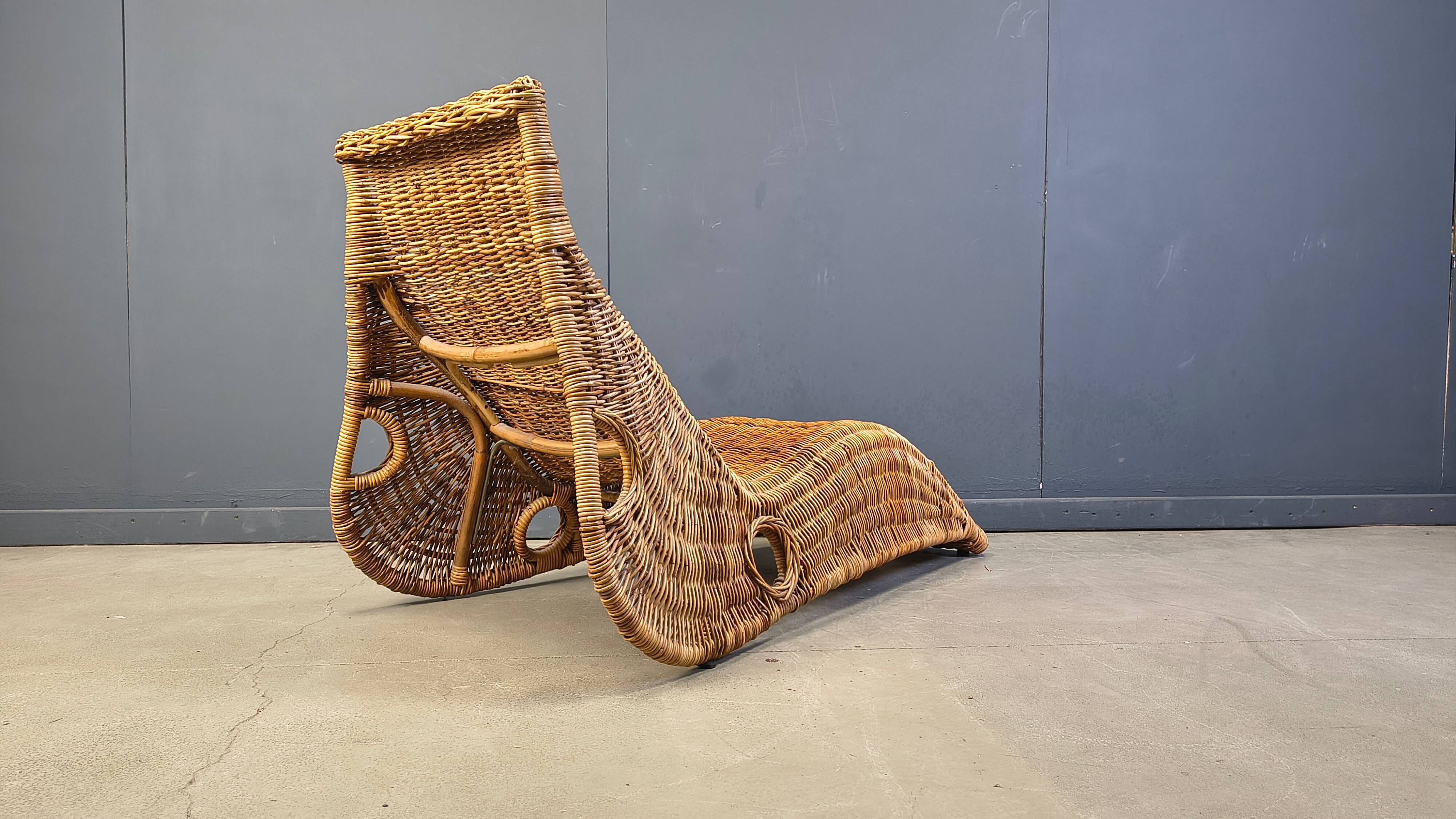 Wicker chaise longue, 1970s