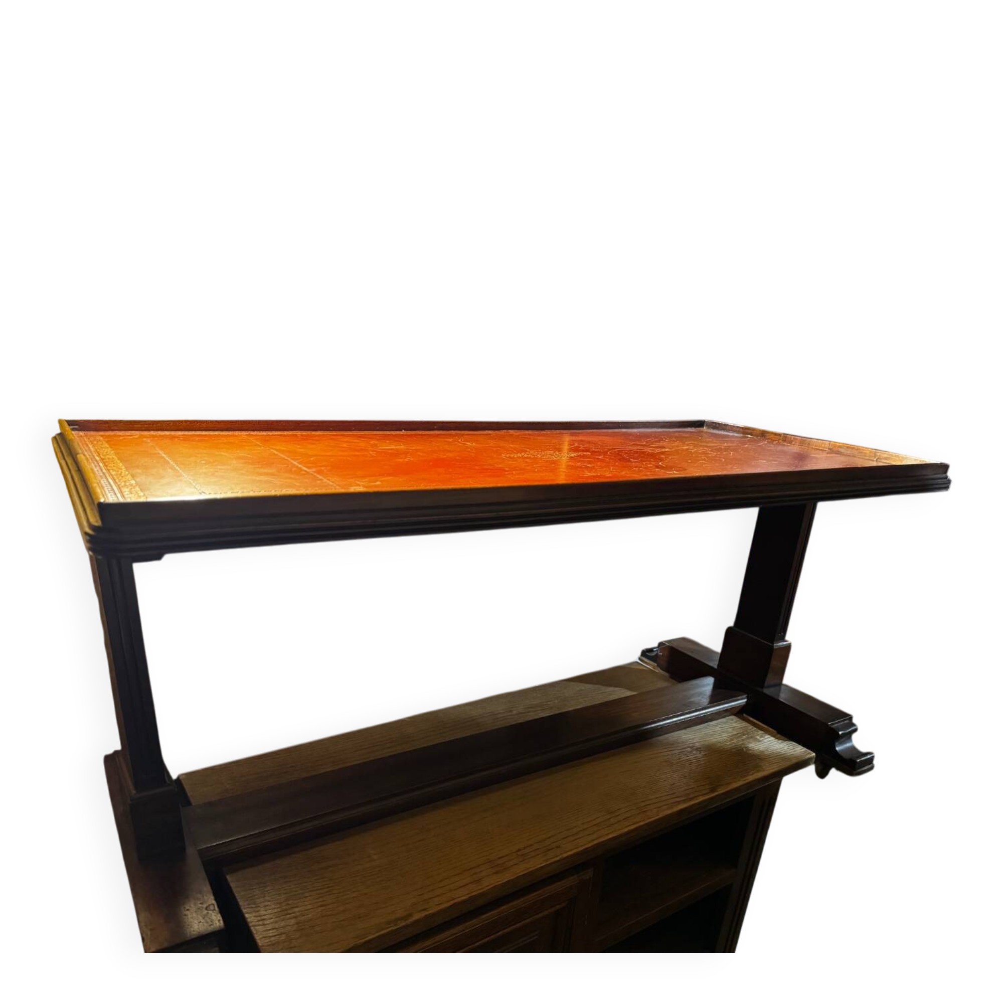 Mahogany and leather coffee table from the 19th century.