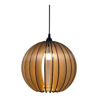 Wood pendant light