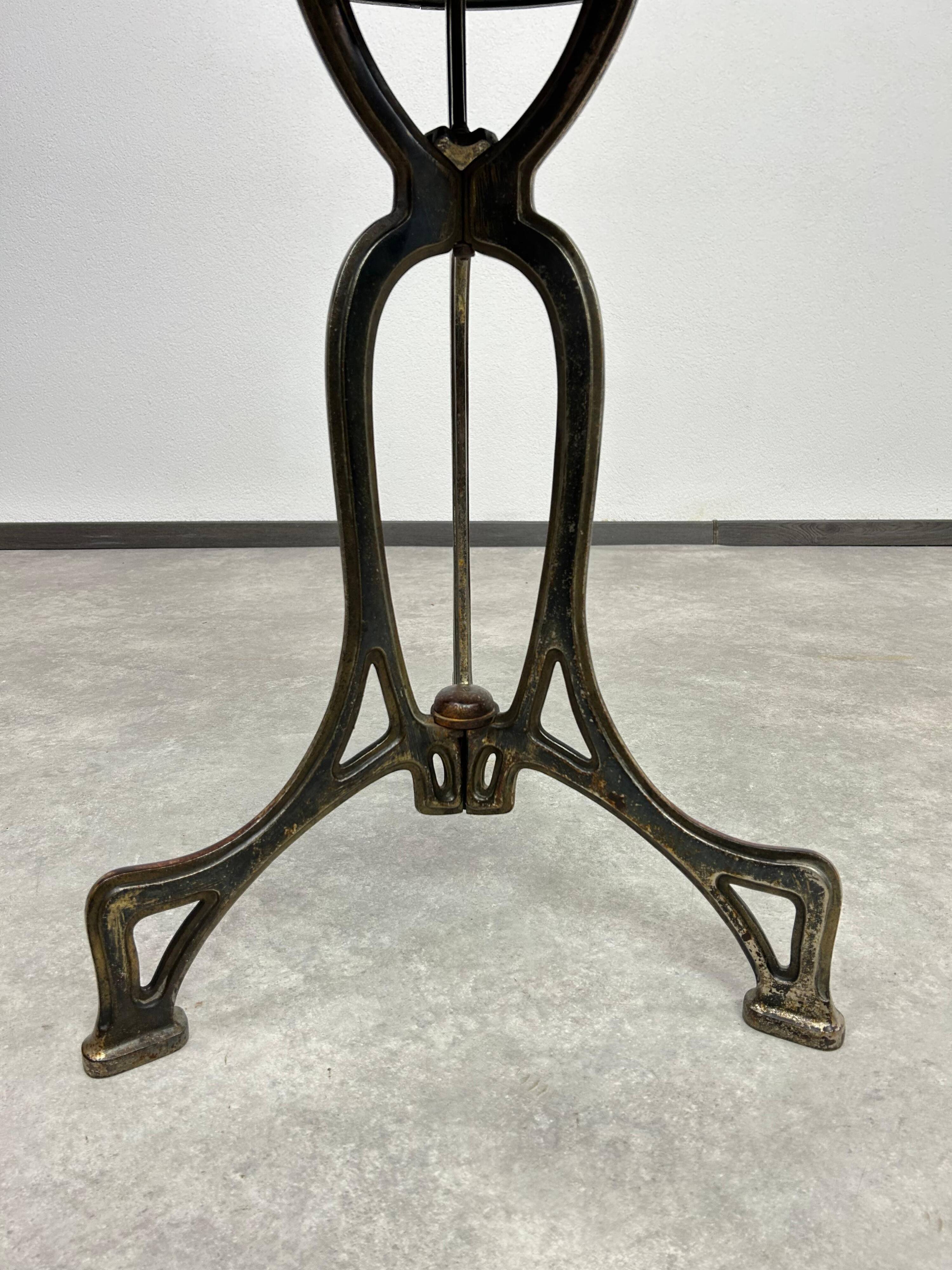 Jugendstil coffee table