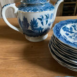 Blue Willow Tea Set
