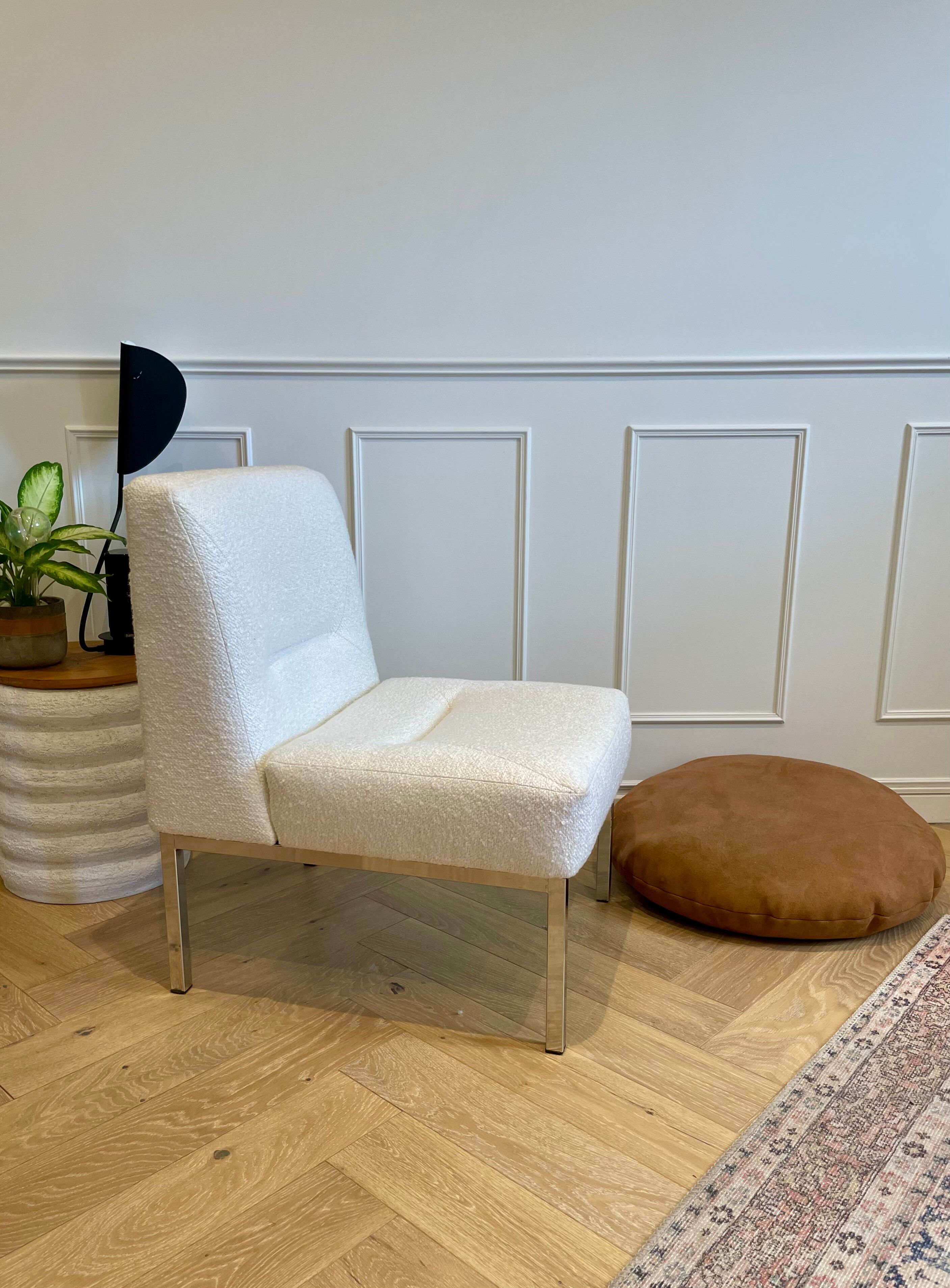 "Samurai" style armchair by Joseph André Motte, 1970 - boucle fabric