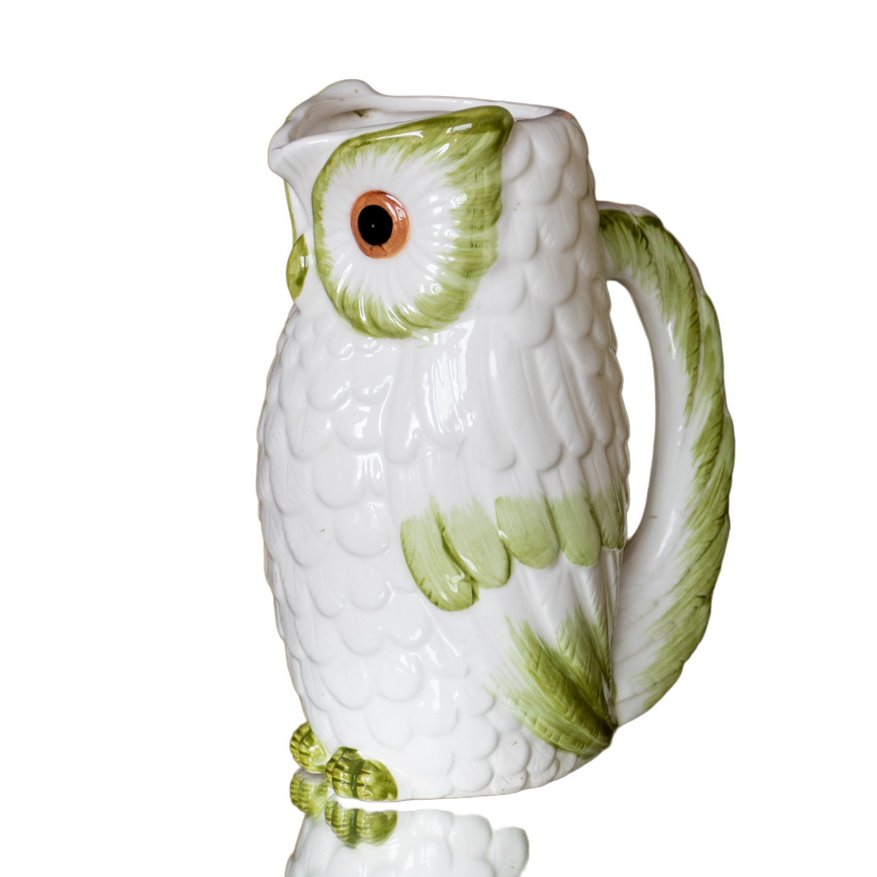 Pretty old decanter in owl / owl slurry