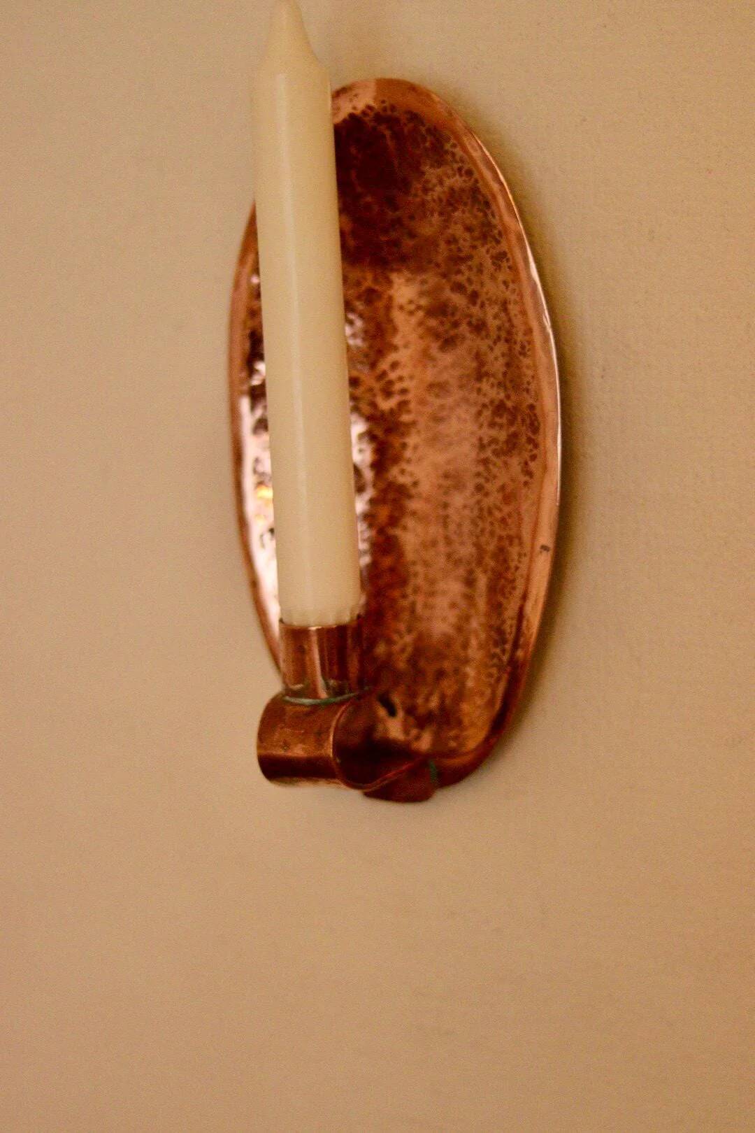 Paire d'appliques murales suédoises en cuivre du milieu du siècle