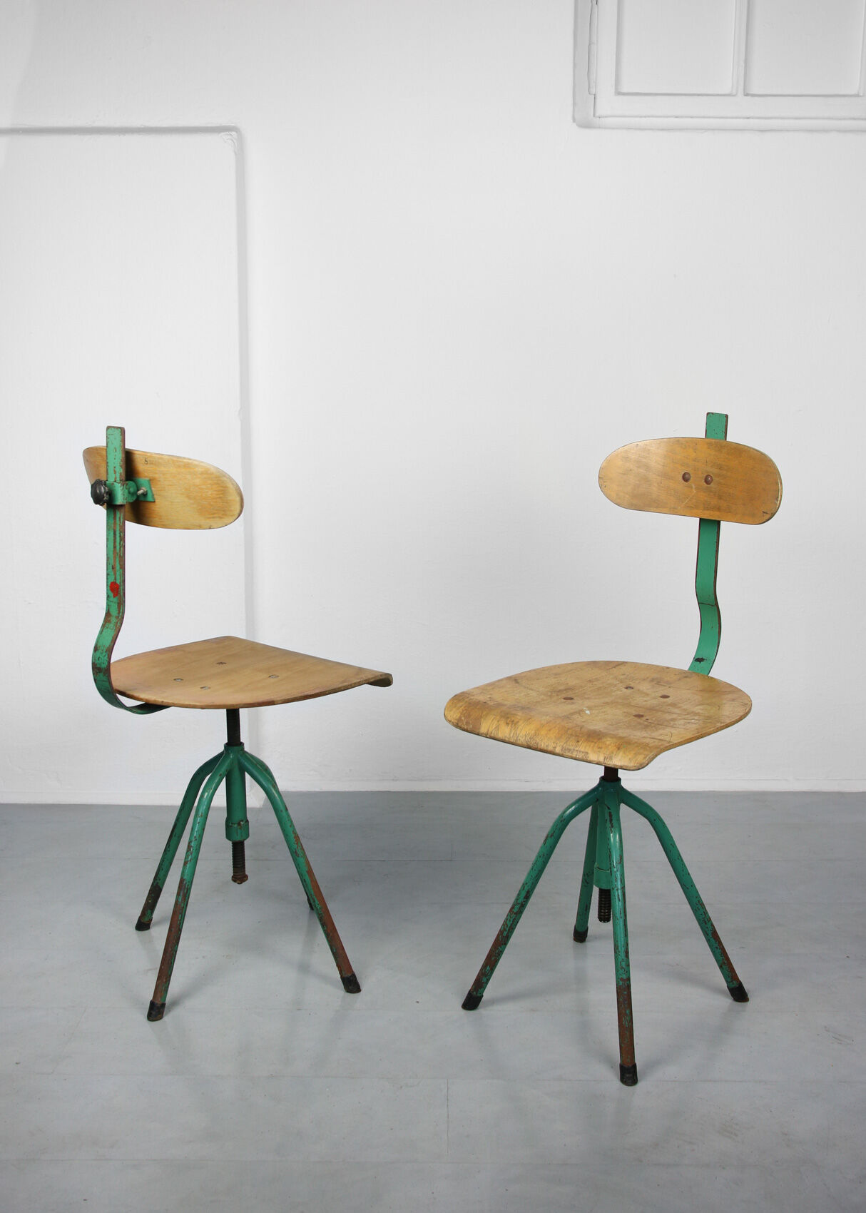 Set of 2 industrial mint green swivel chairs, 1960