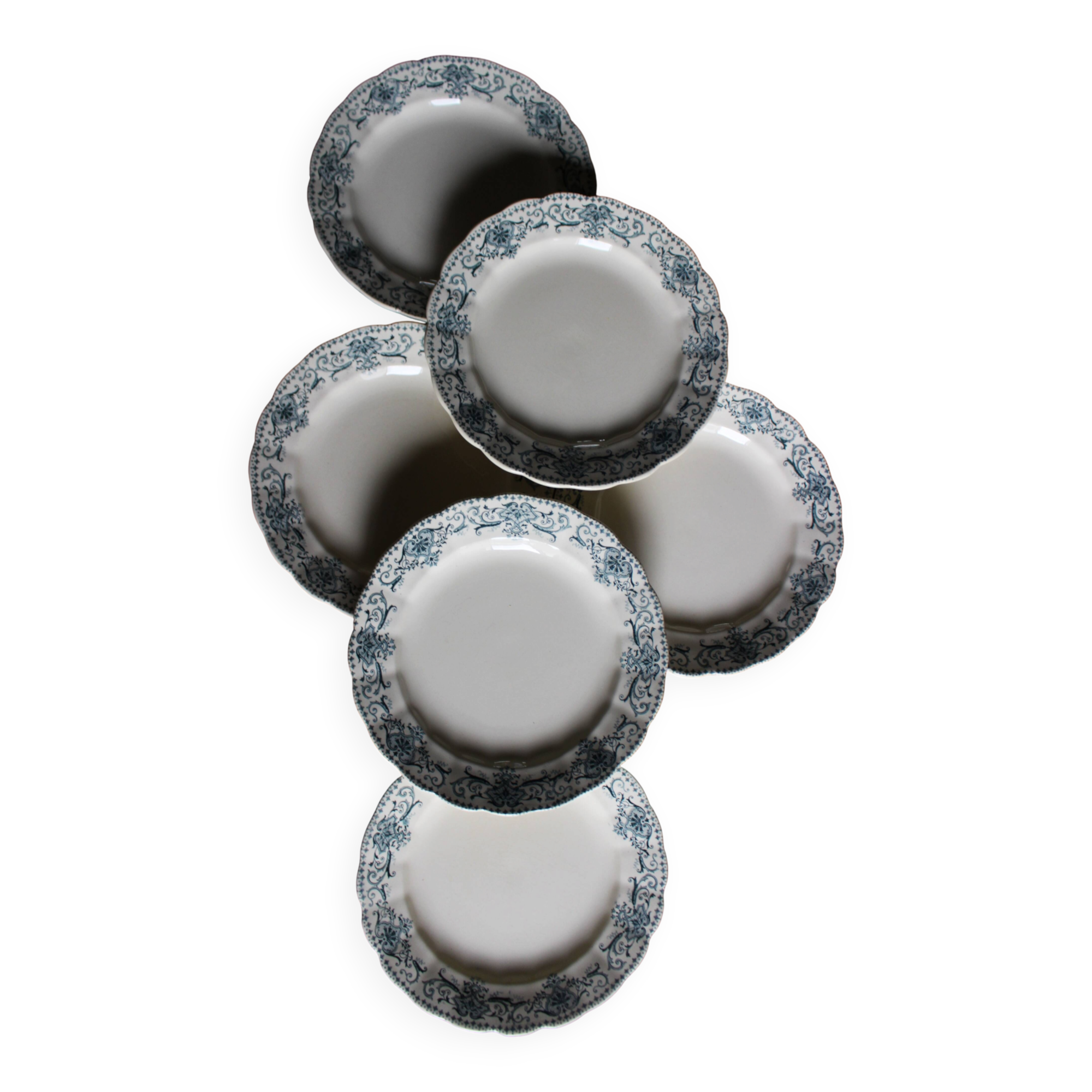 A set of 6 flat plates Terre de Fer Bleu Verdun HBC.