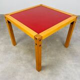 Table basse Flötotto Profilsystem années 70 rouge