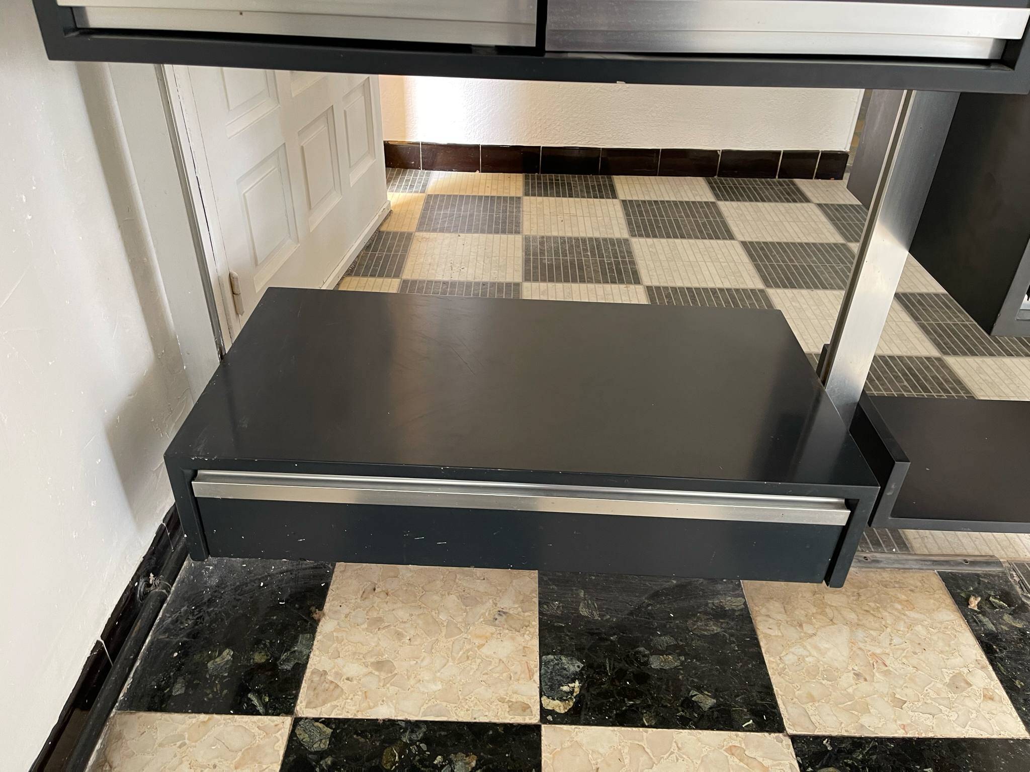 Vintage shelving unit, Roset line