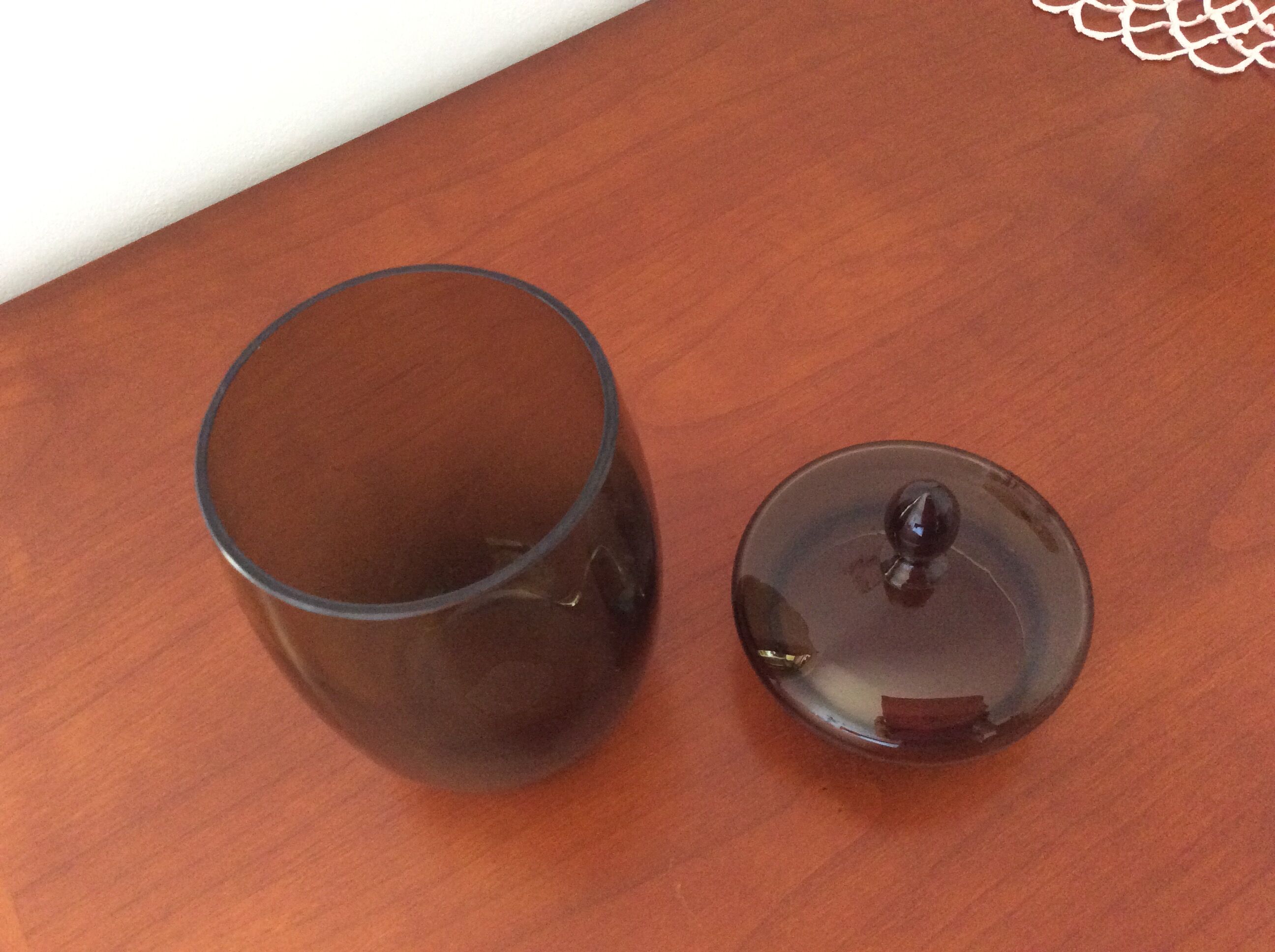 Thick glass jar smoked bronze with lid