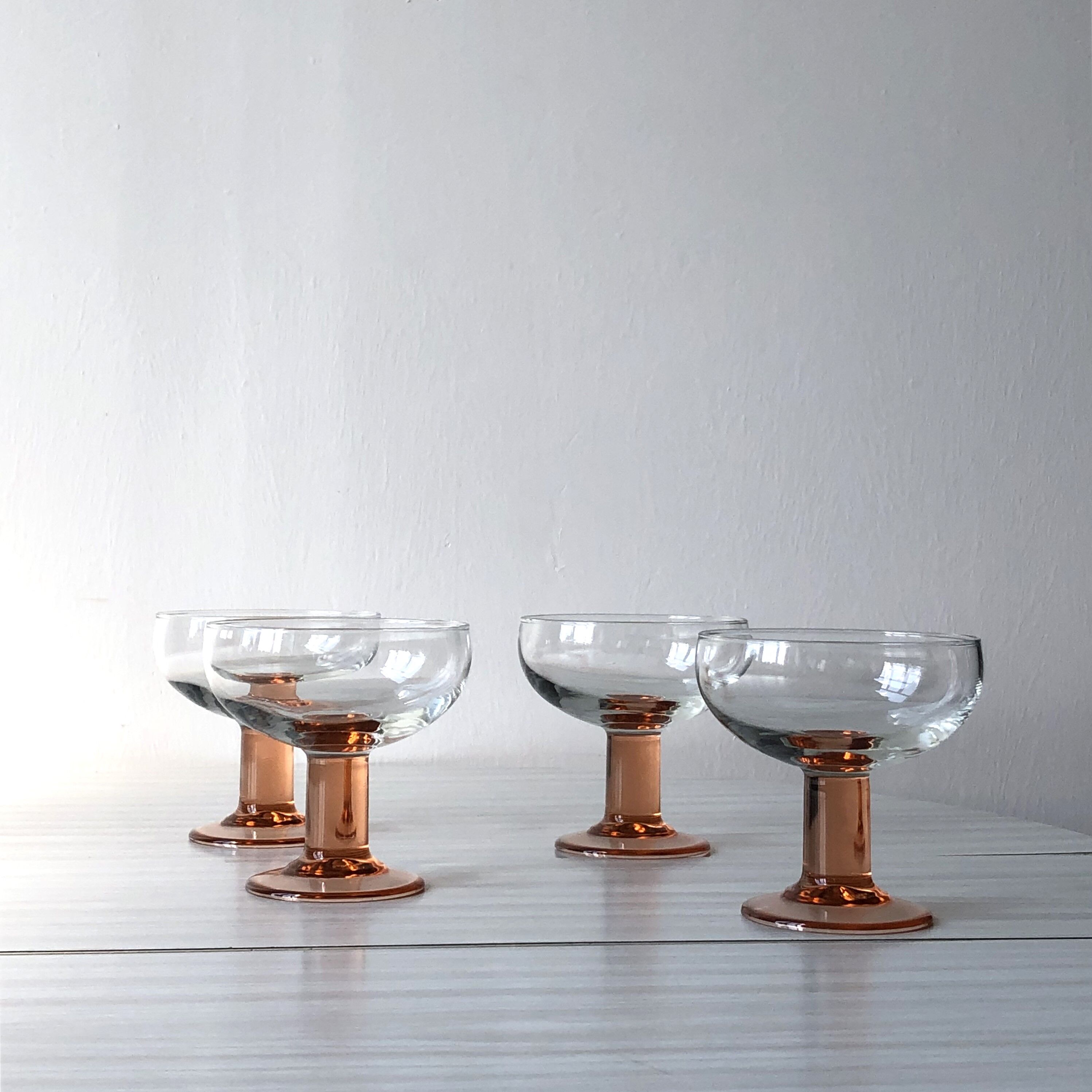 Glasses - round dessert cups feet pink columns