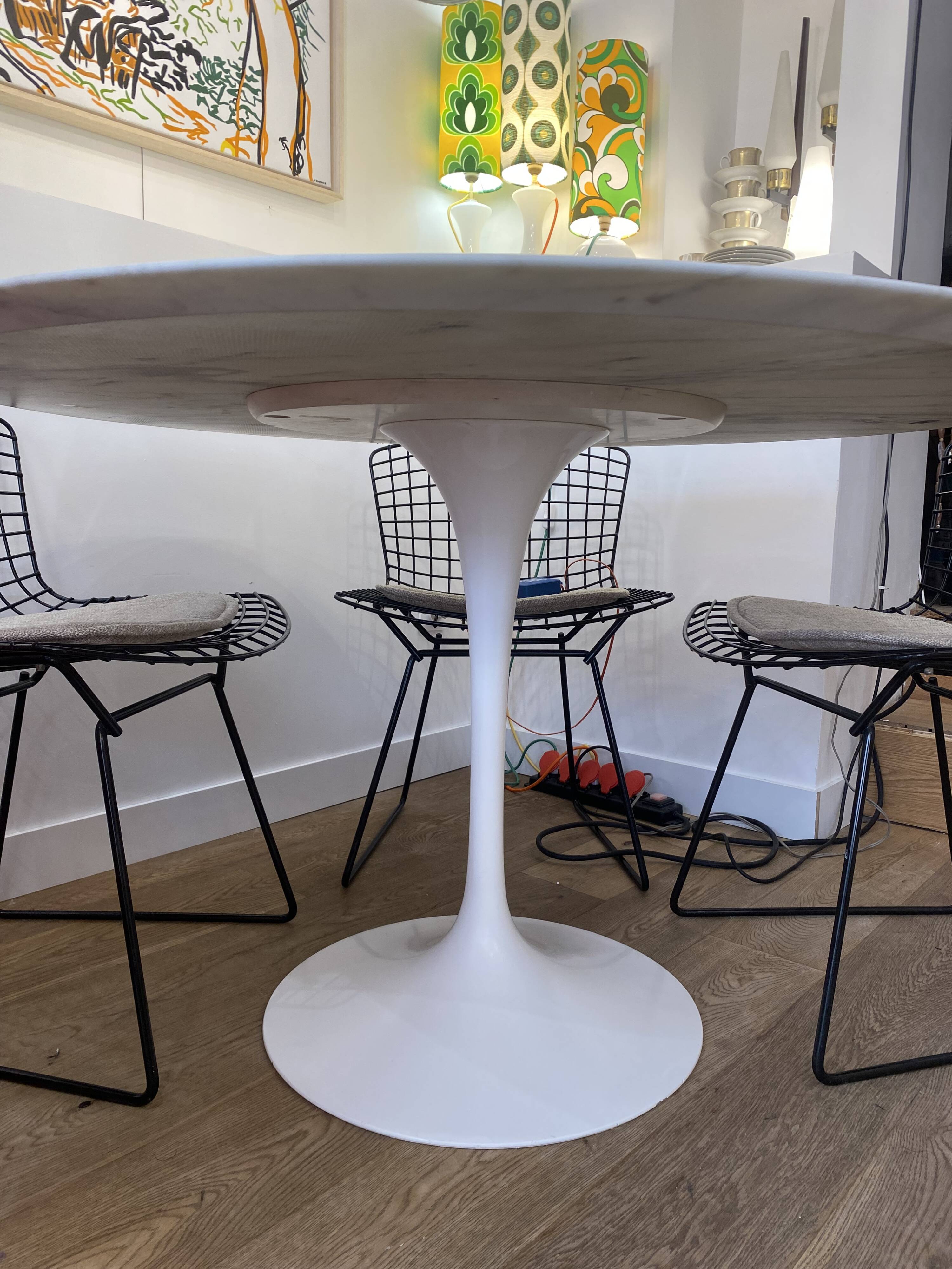 Tulip round table in Calacatta marble by Eero Saarinen - Ø 120 cm - Knoll -