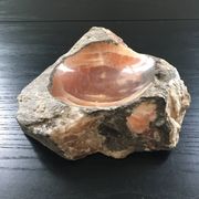 Vide poche brutaliste en onyx