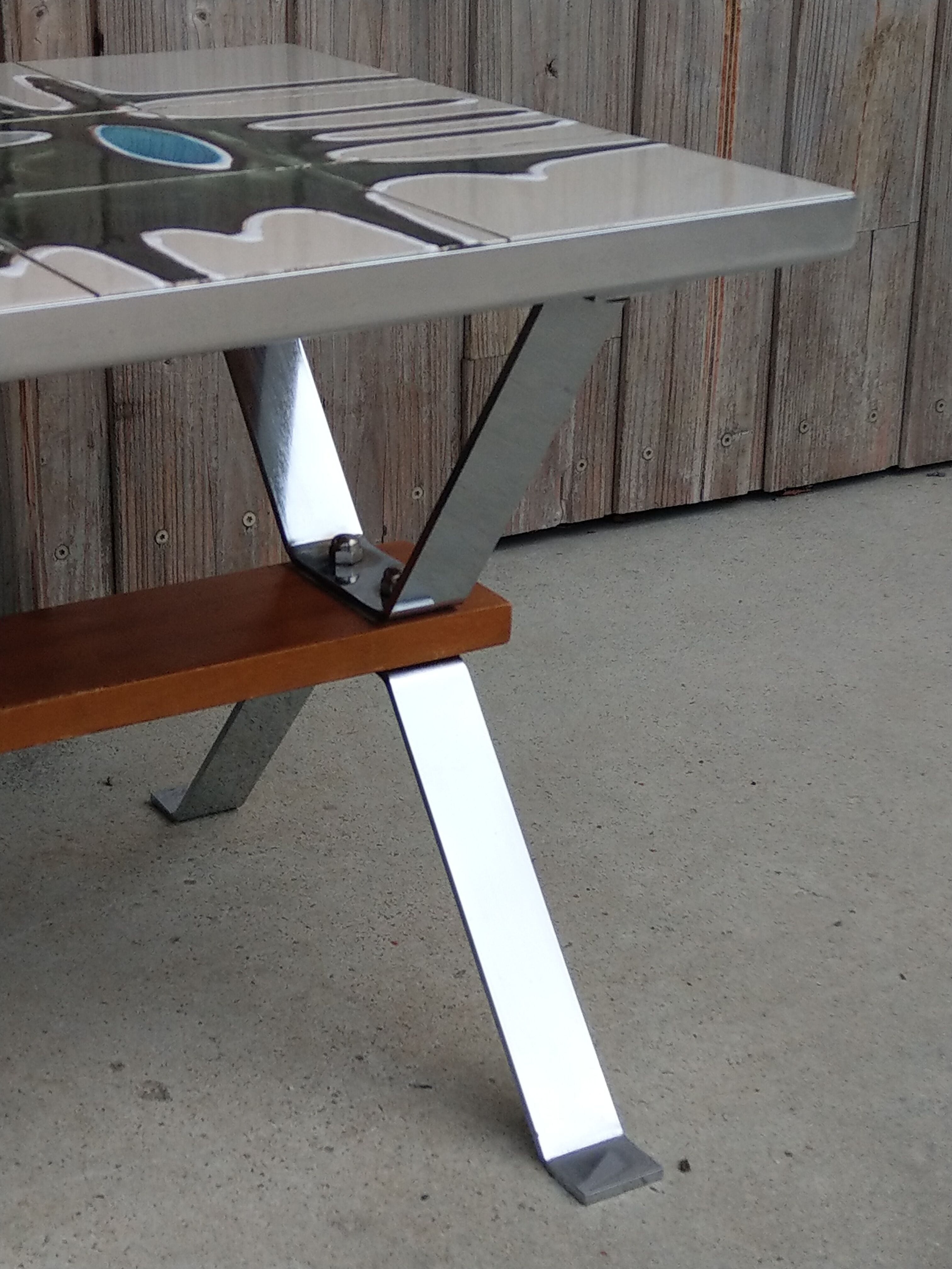 Ceramic coffee table