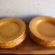12 assiettes anciennes ravel aubagne jaune en terre cuite