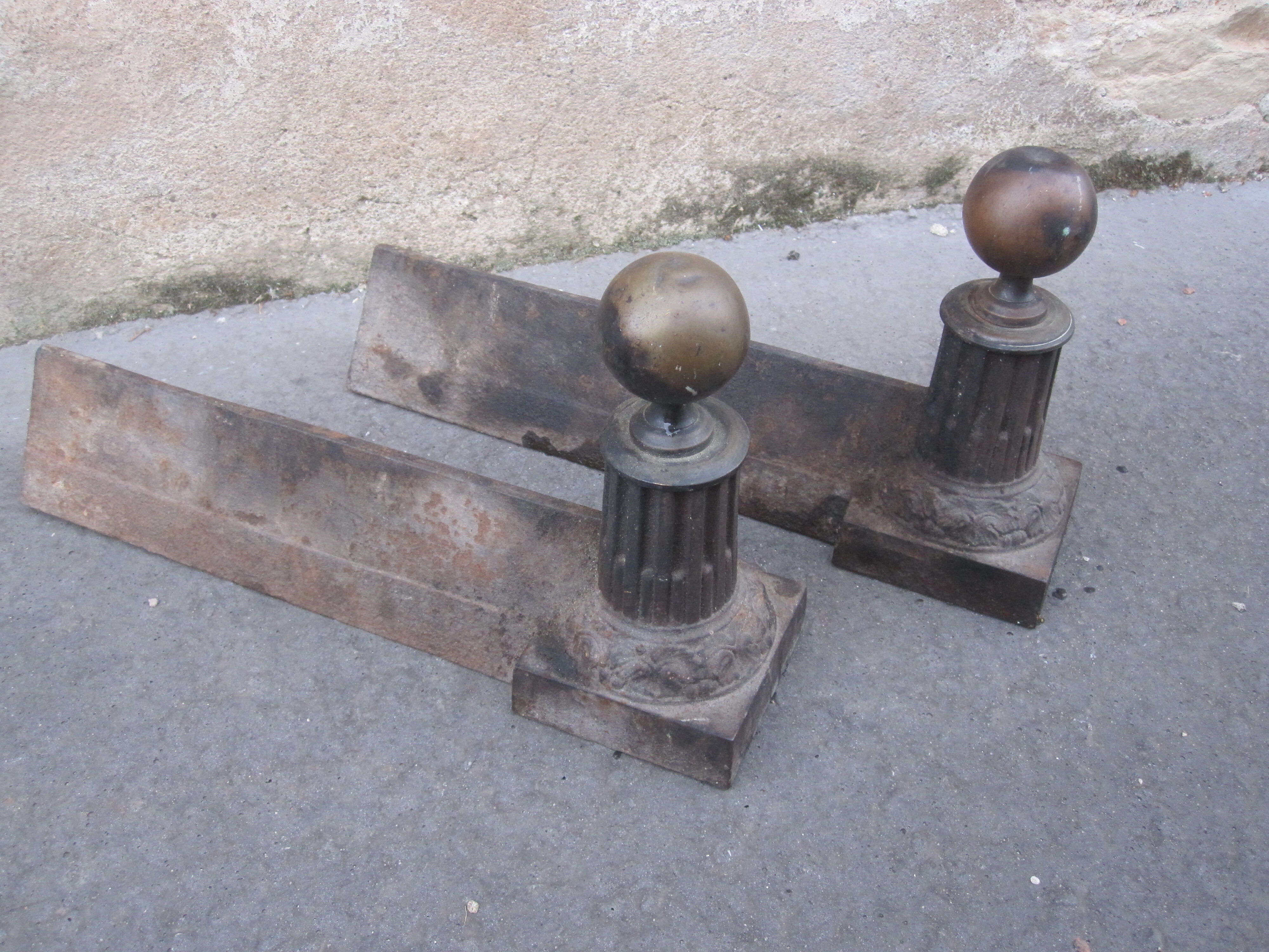 pair of neoclassical Chenets