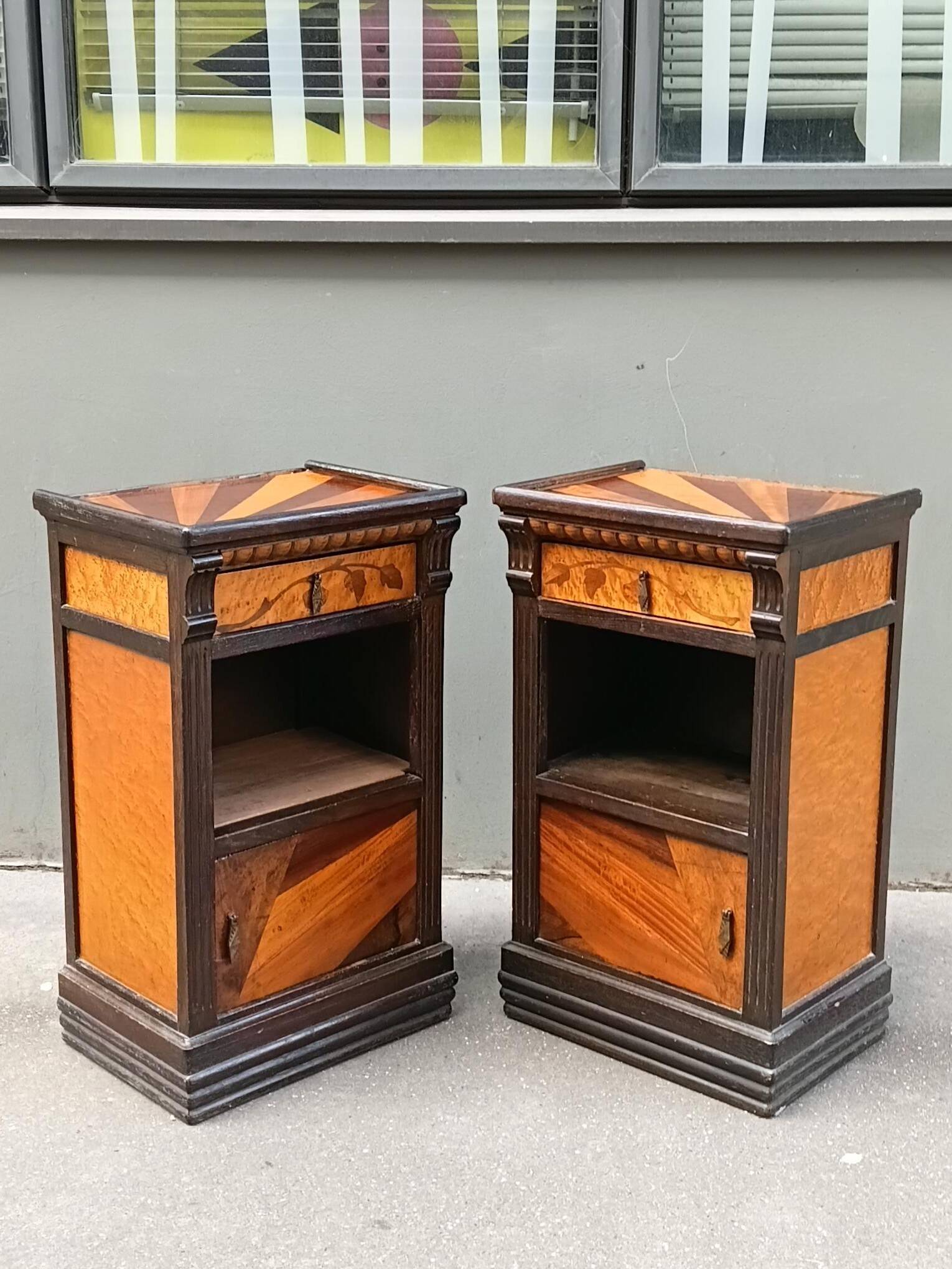 Pair of Art Deco bedside tables from the 1920s.