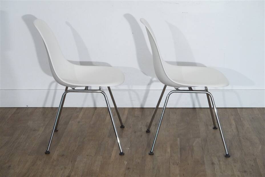 Pair of DSW chairs by Eames for Vitra