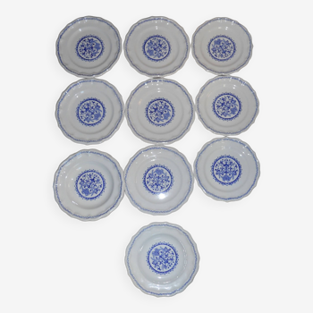 Service of 8 flat plates and 2 blue gien dishes