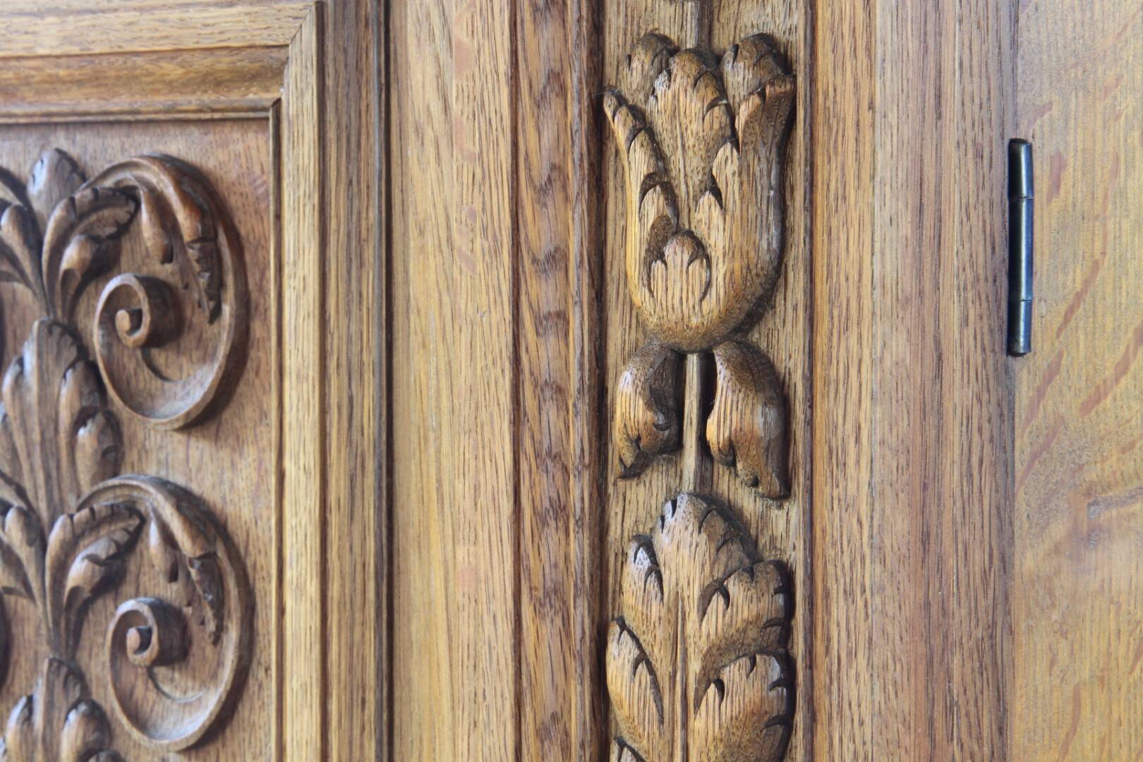 Vintage 1930s Solid Oak Danish Brutalist / Formhouse Cabinet