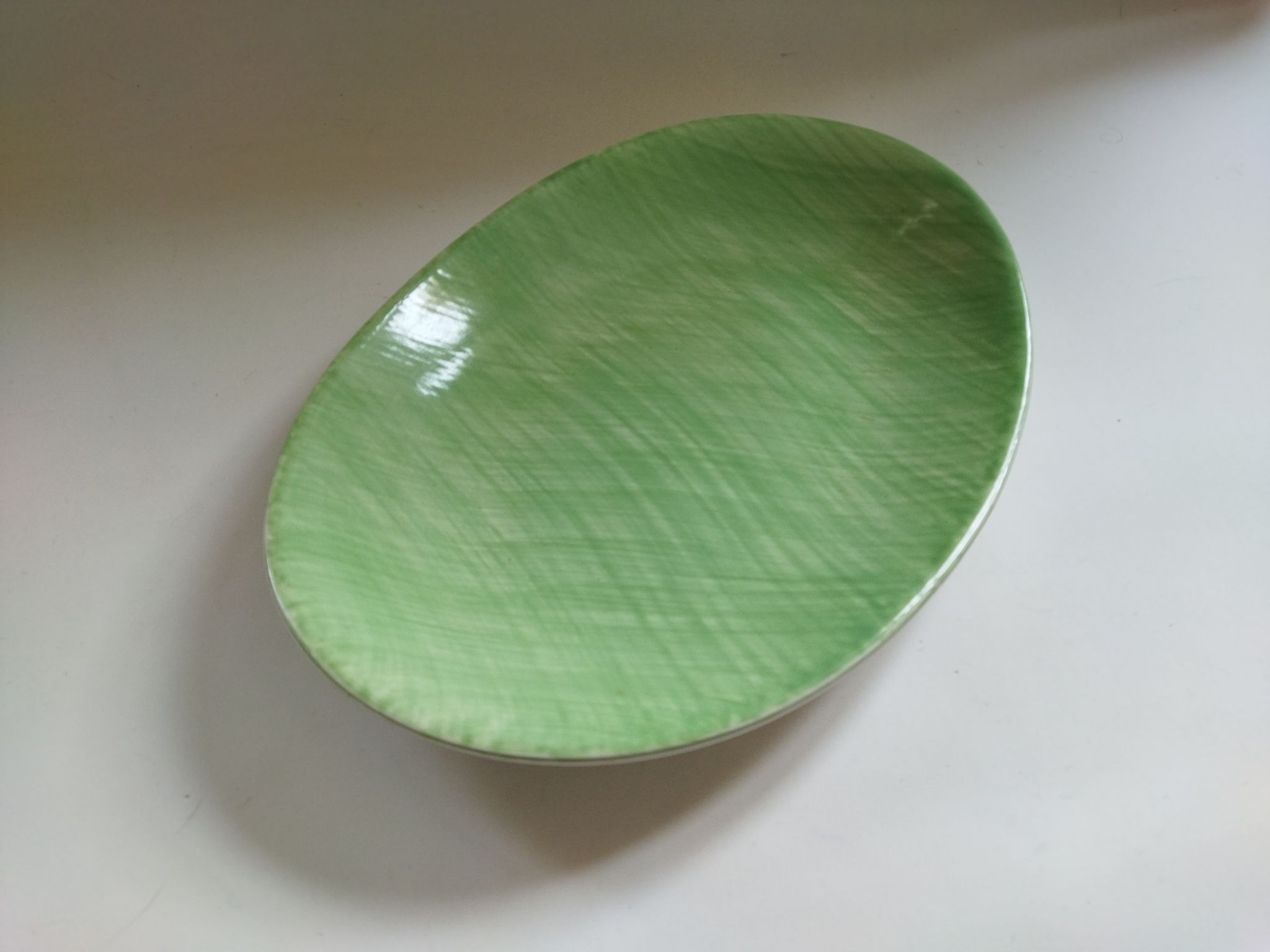 Dish and sauce boat Mistral Salins France