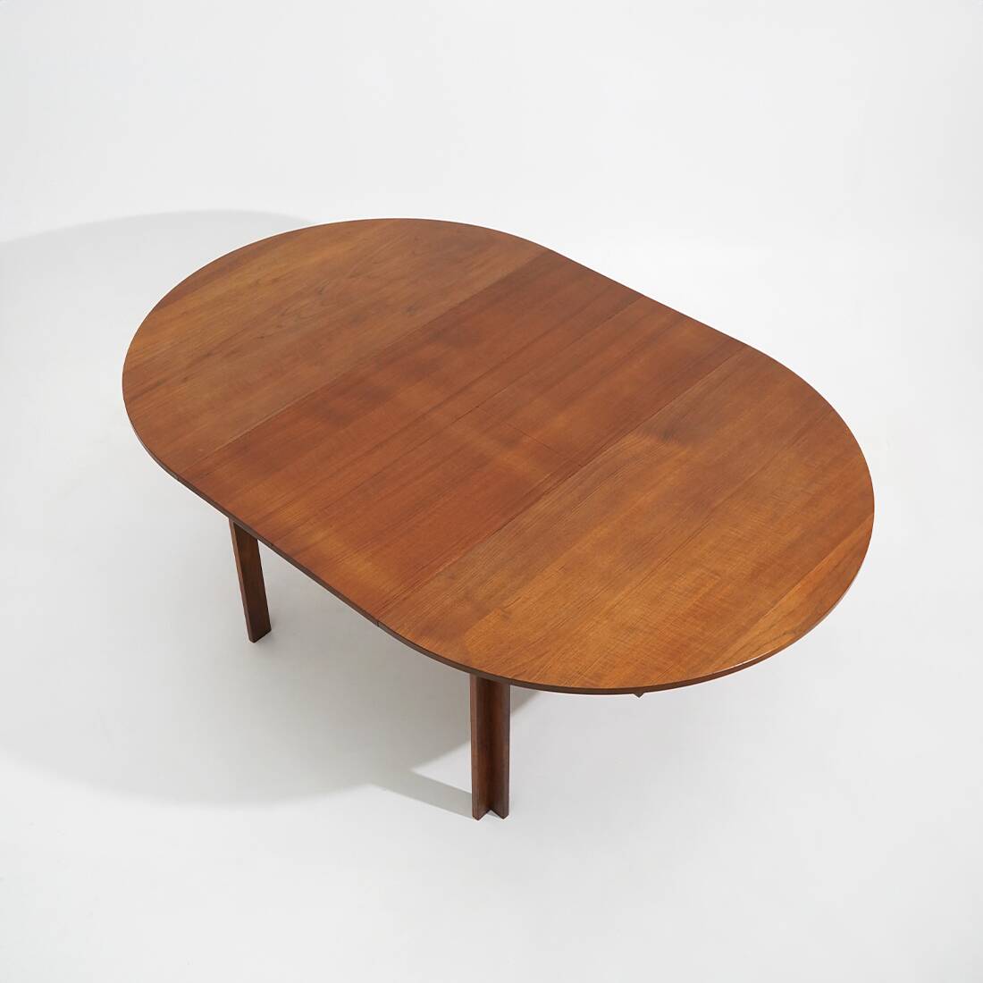 Extendable round table by Inge Klingeberg for France e Son, 1960s