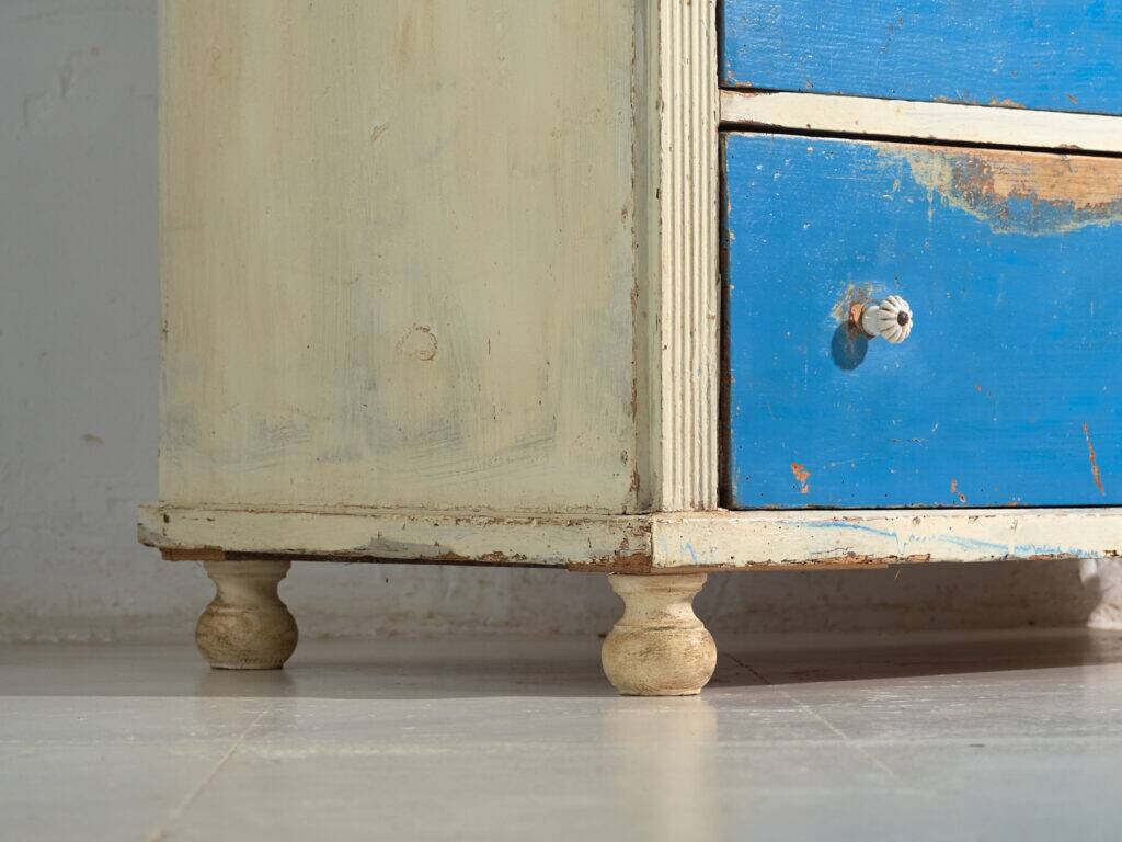 Antique painted pine commode – Central Europe, circa 1890