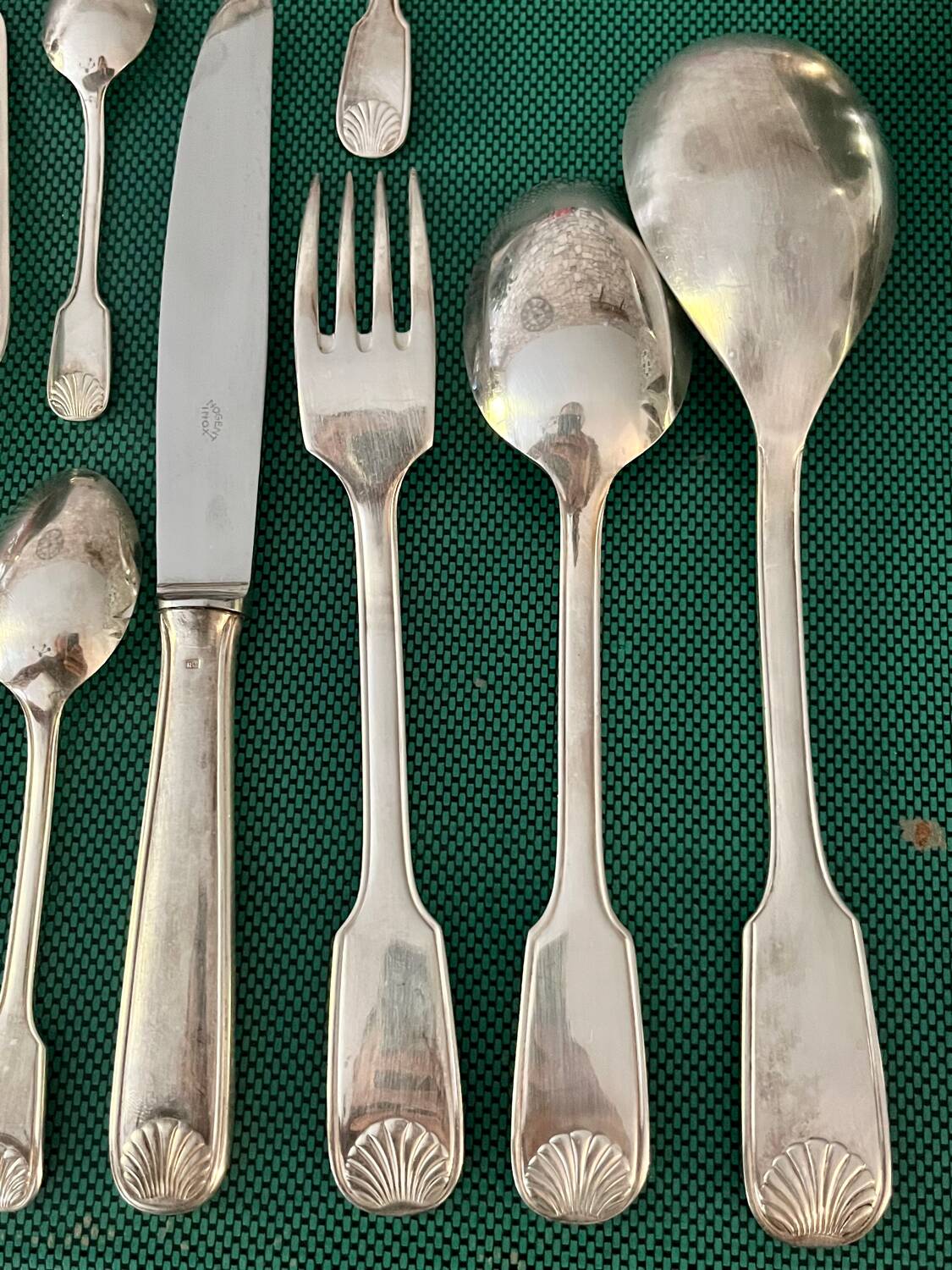 Silver metal cutlery