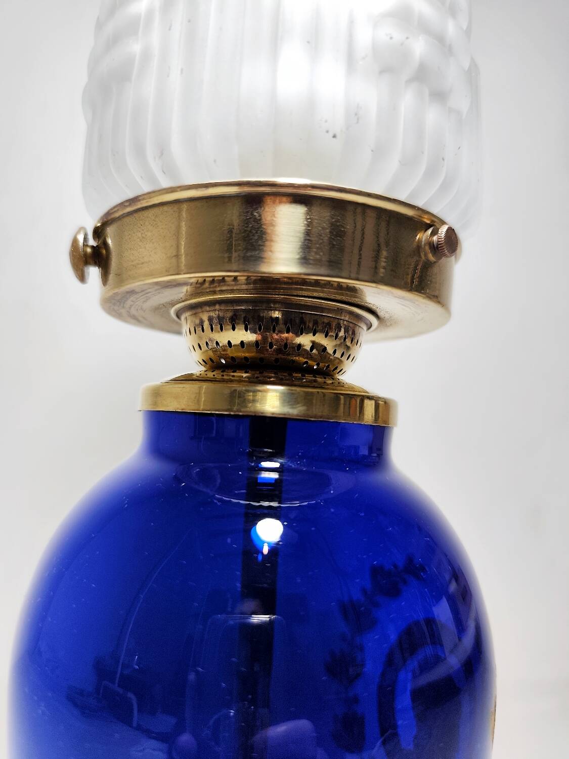 Lámpara de mesa de cristal. España, 1940s.