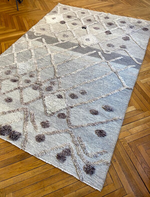 Tapis berbère gris