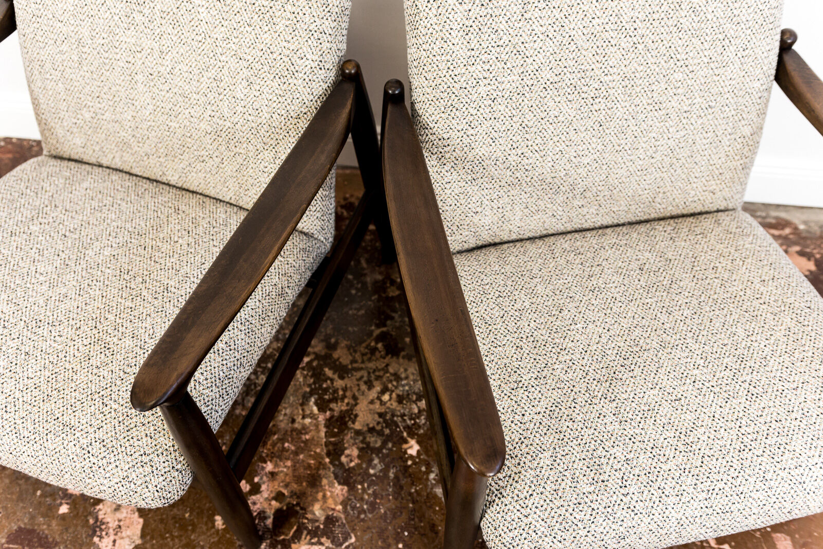 Pair of restored vintage GFM-64 armchairs by Edmund Homa, 1960s