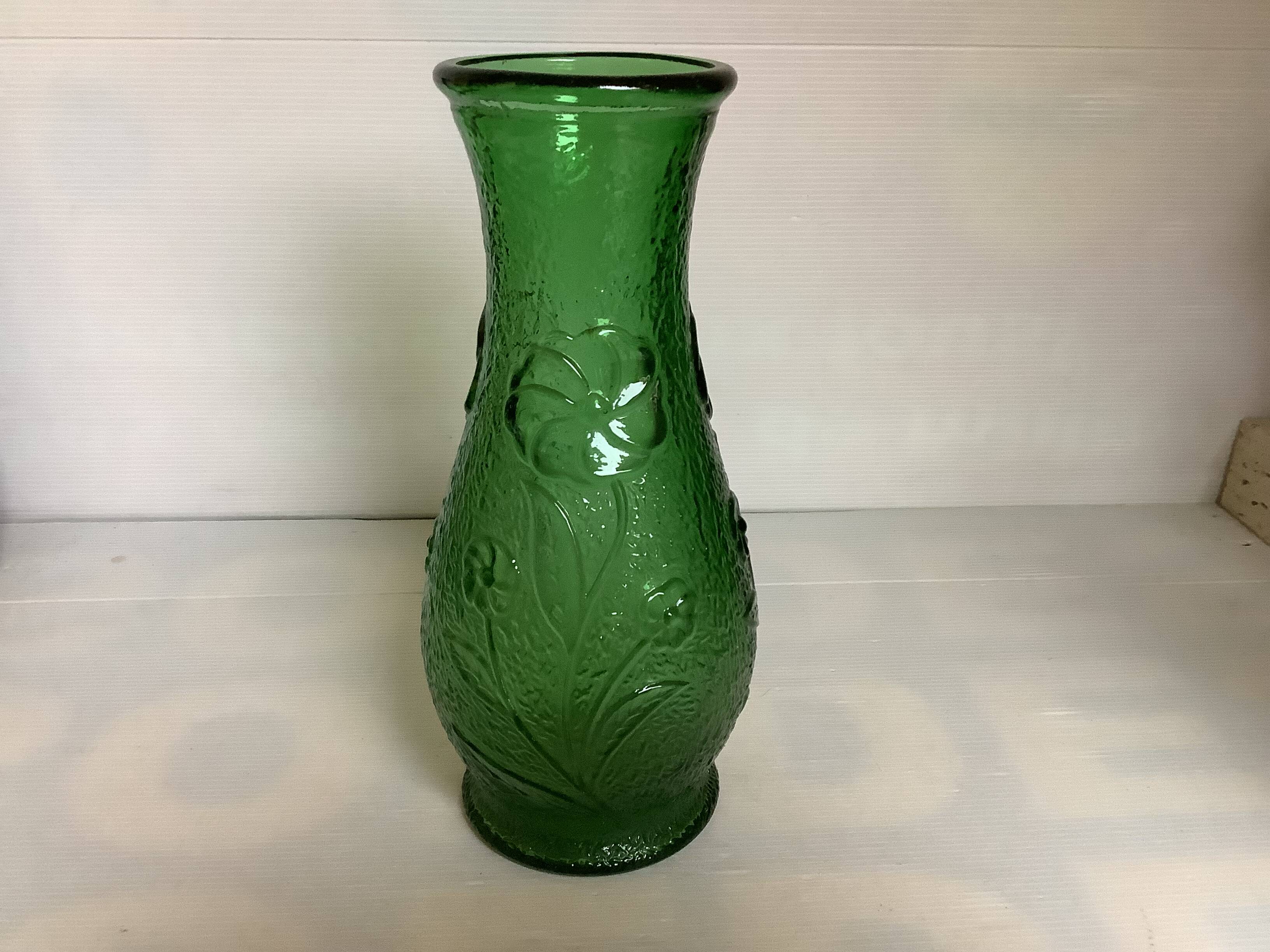 Thick moulded glass vase Constantin Italy