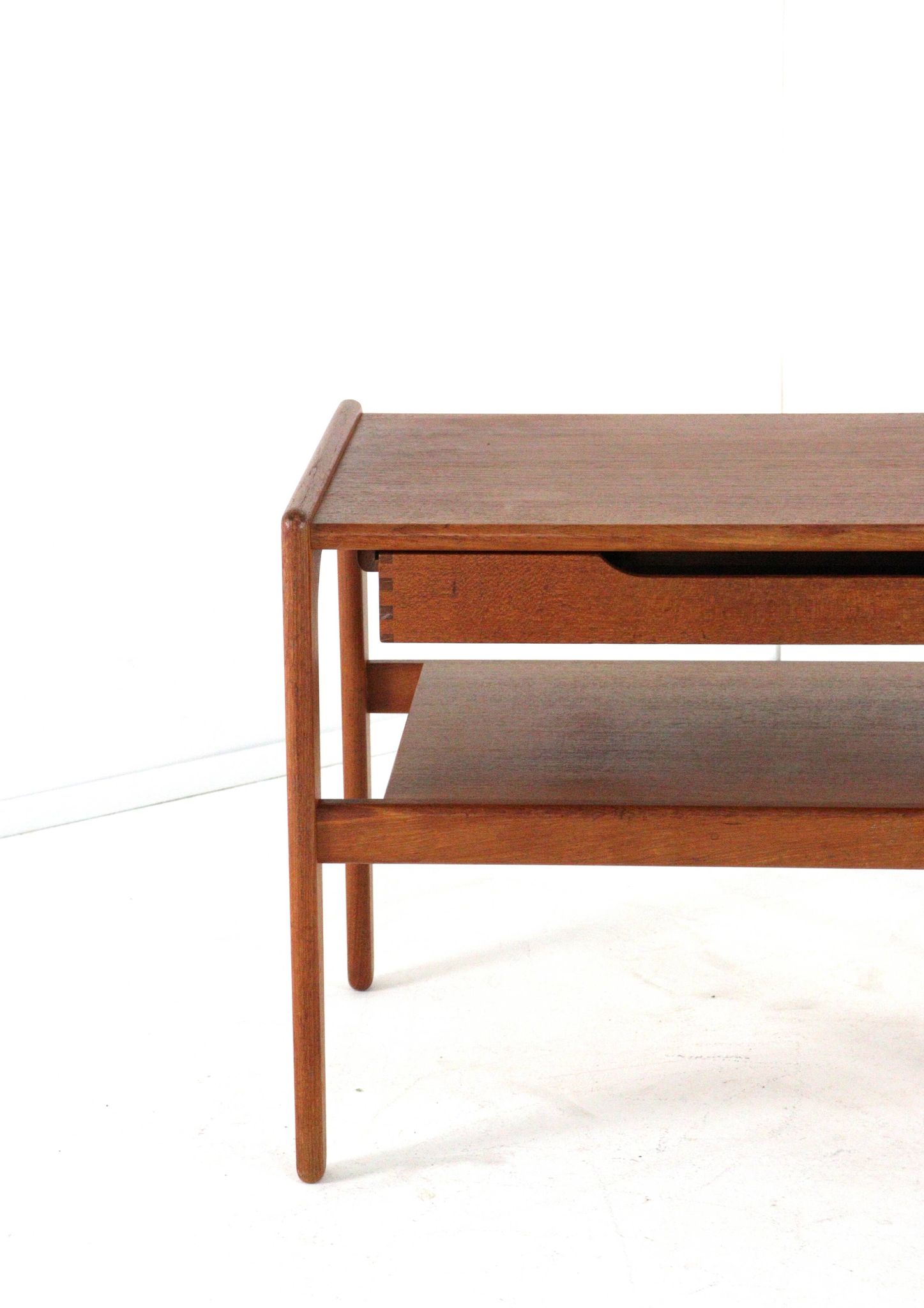 Table de chevet / table d'appoint Salin Nijborg - design danois mid-century moderne