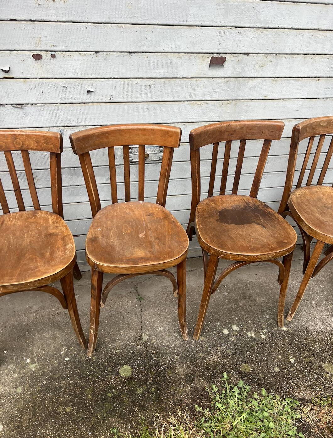 (Lot) 7 Vintage Wooden Bistro Chairs