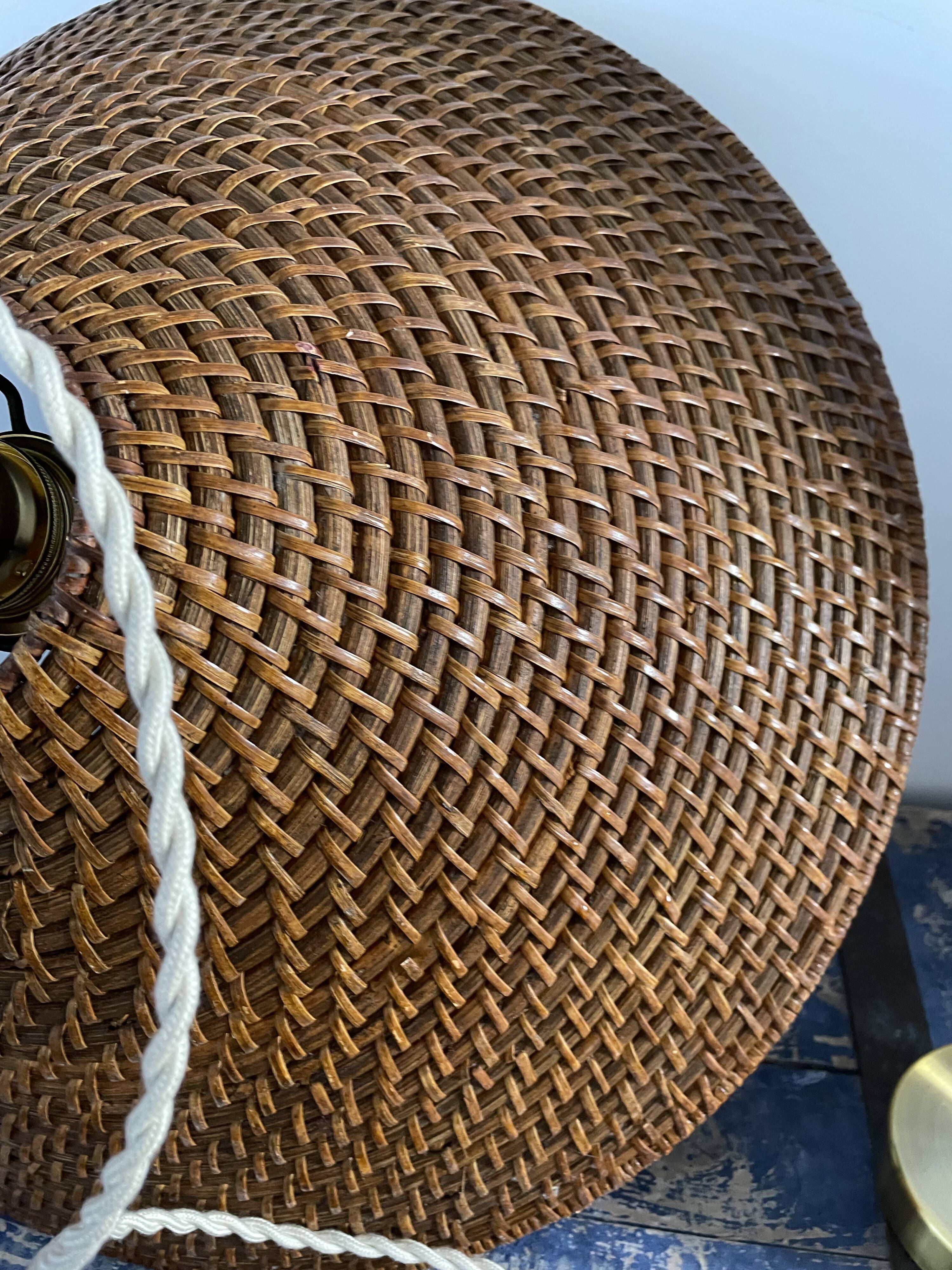 Large rattan suspension