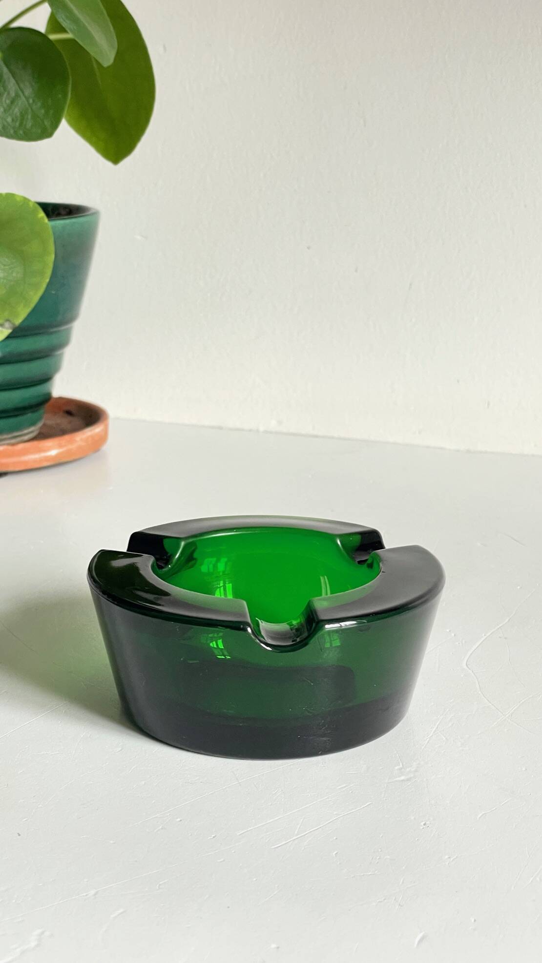 ASH TRAY Green Glass Vintage