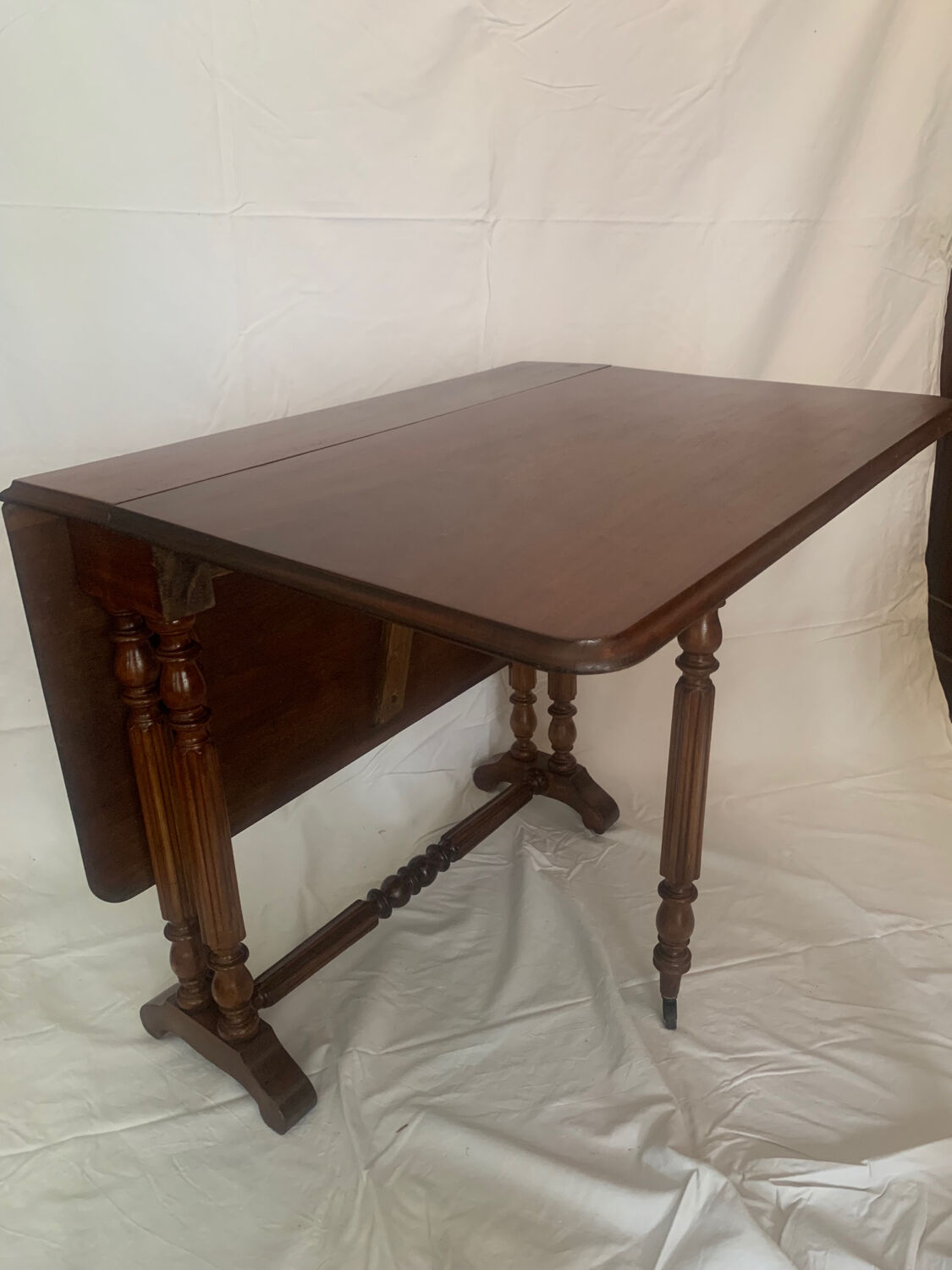Table d appoint get leg