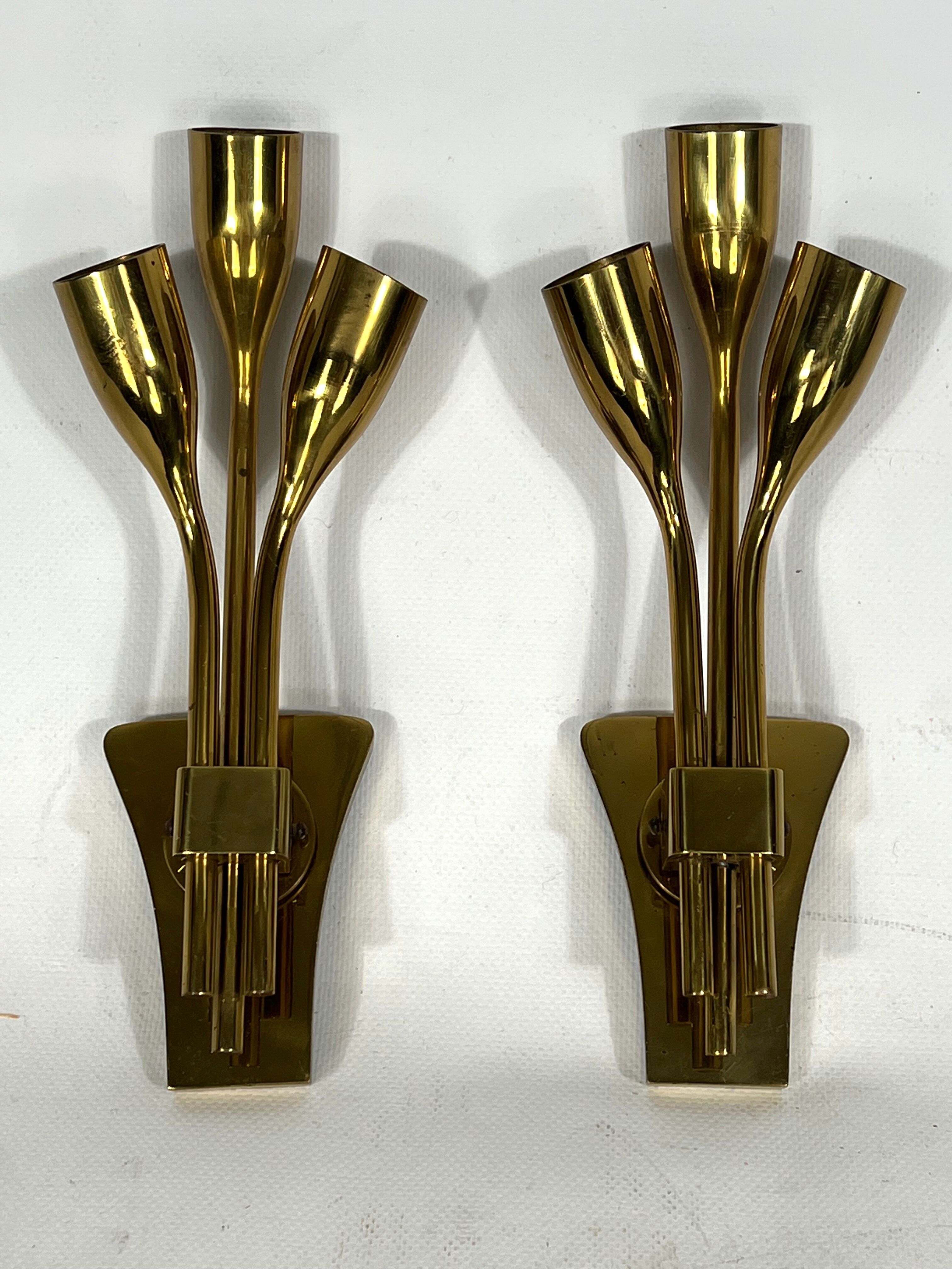 Lumi Milano, Mid-Century Modern pair of Italian brass sconces from 60s