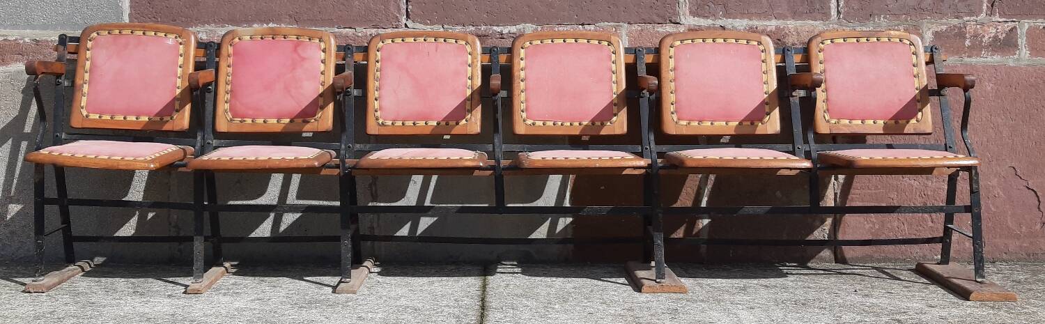 6-seater cinema seat.