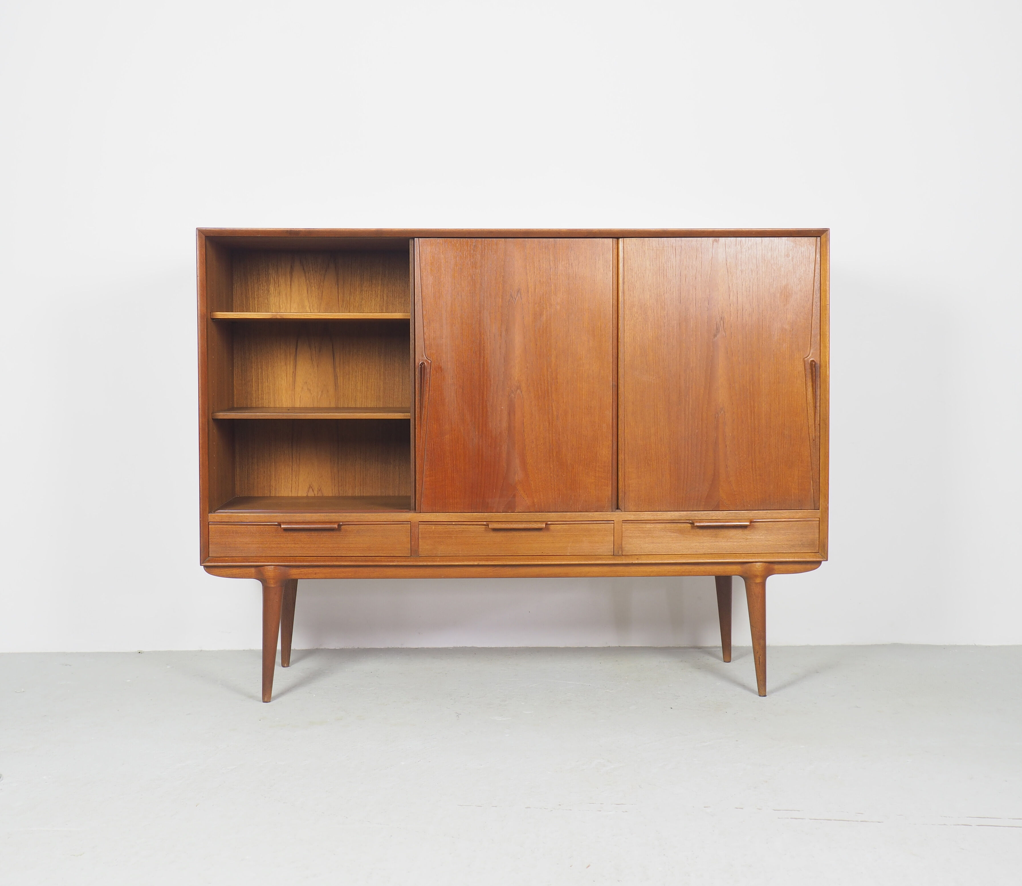 No. 17 buffet from Omann Jun, 1960s
