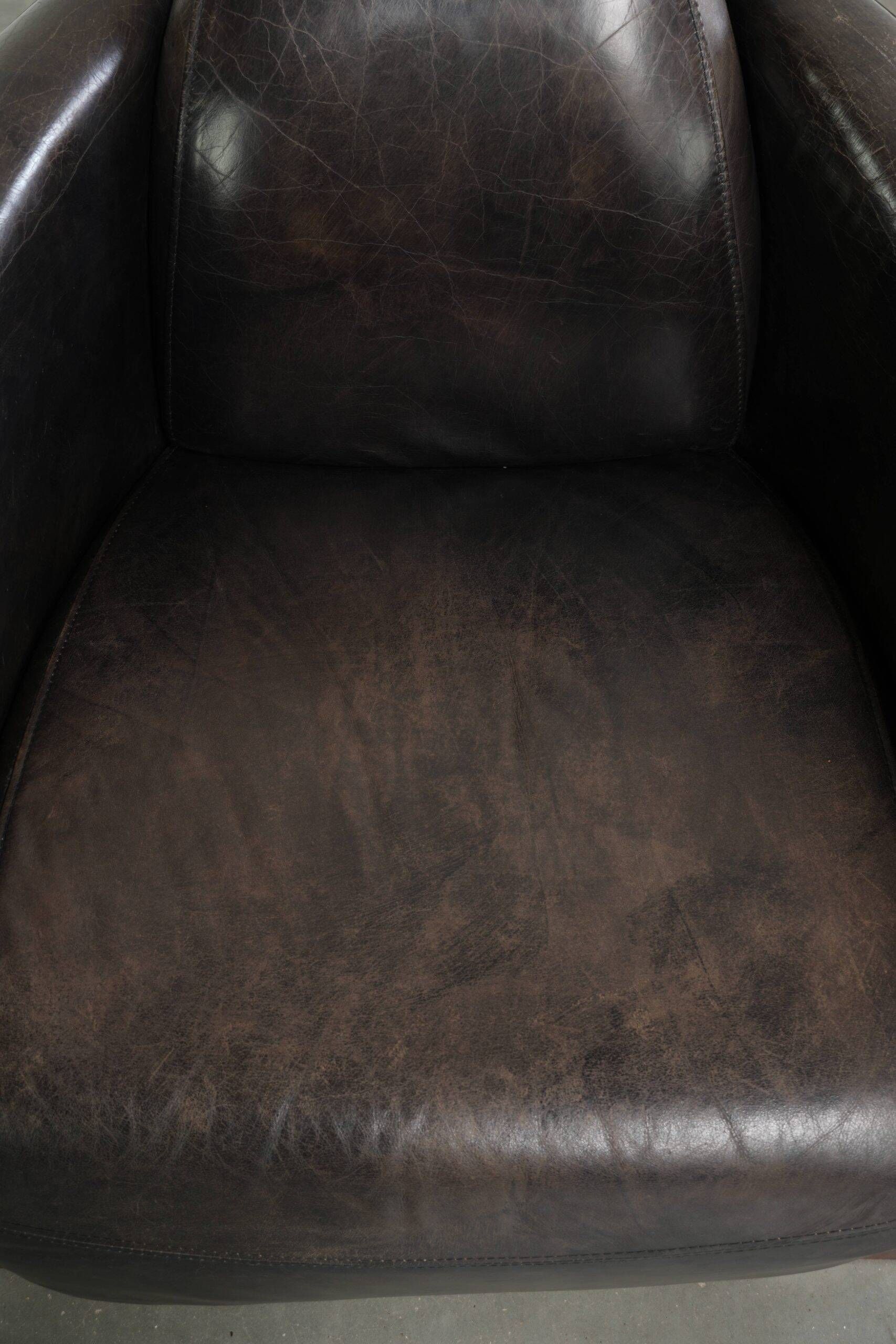 Fauteuil design Aviator en cuir de vache grainé